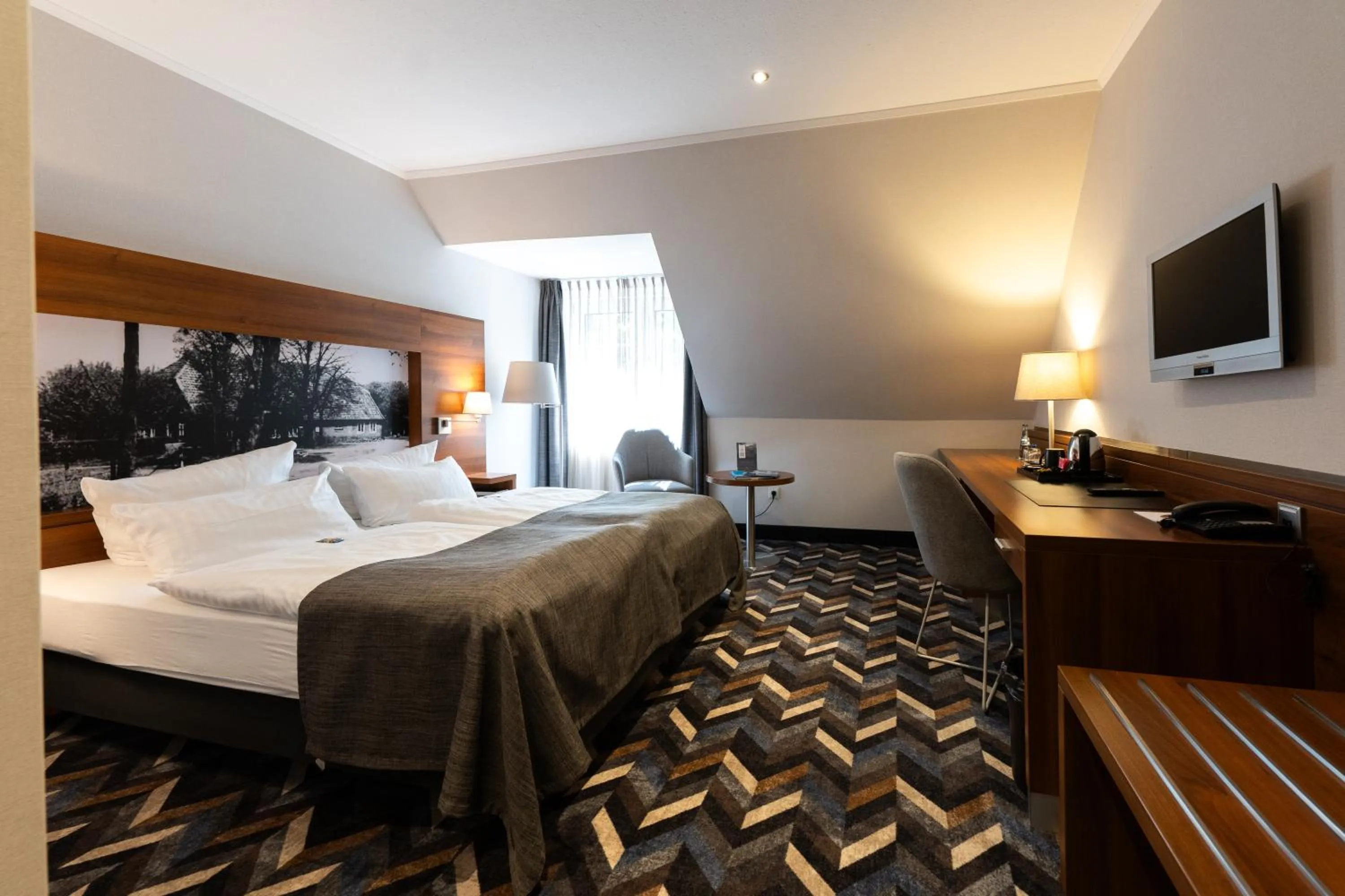 Photo of the whole room, Bed in Hotel Zum Zollhaus