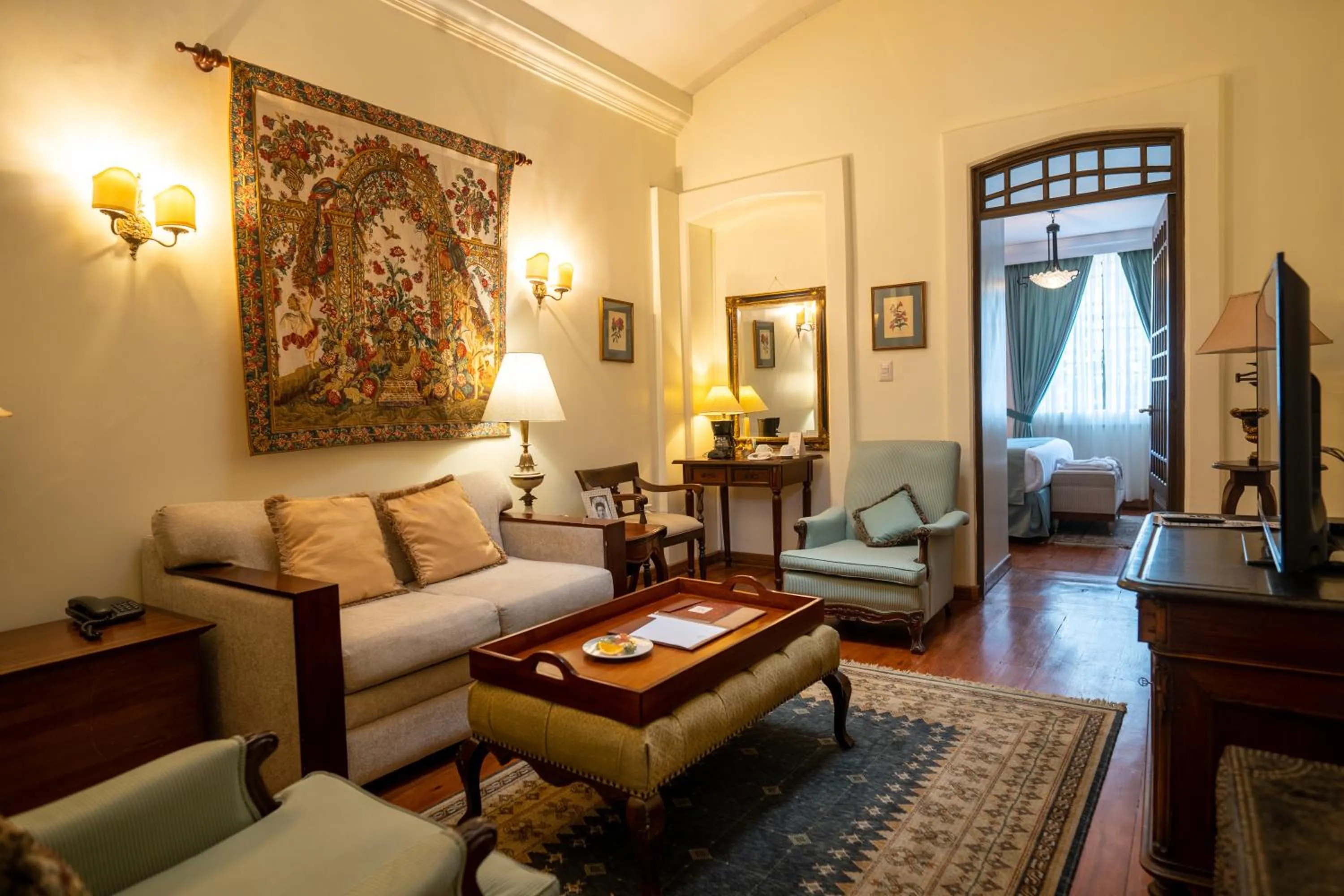Living room in Mansion Alcazar