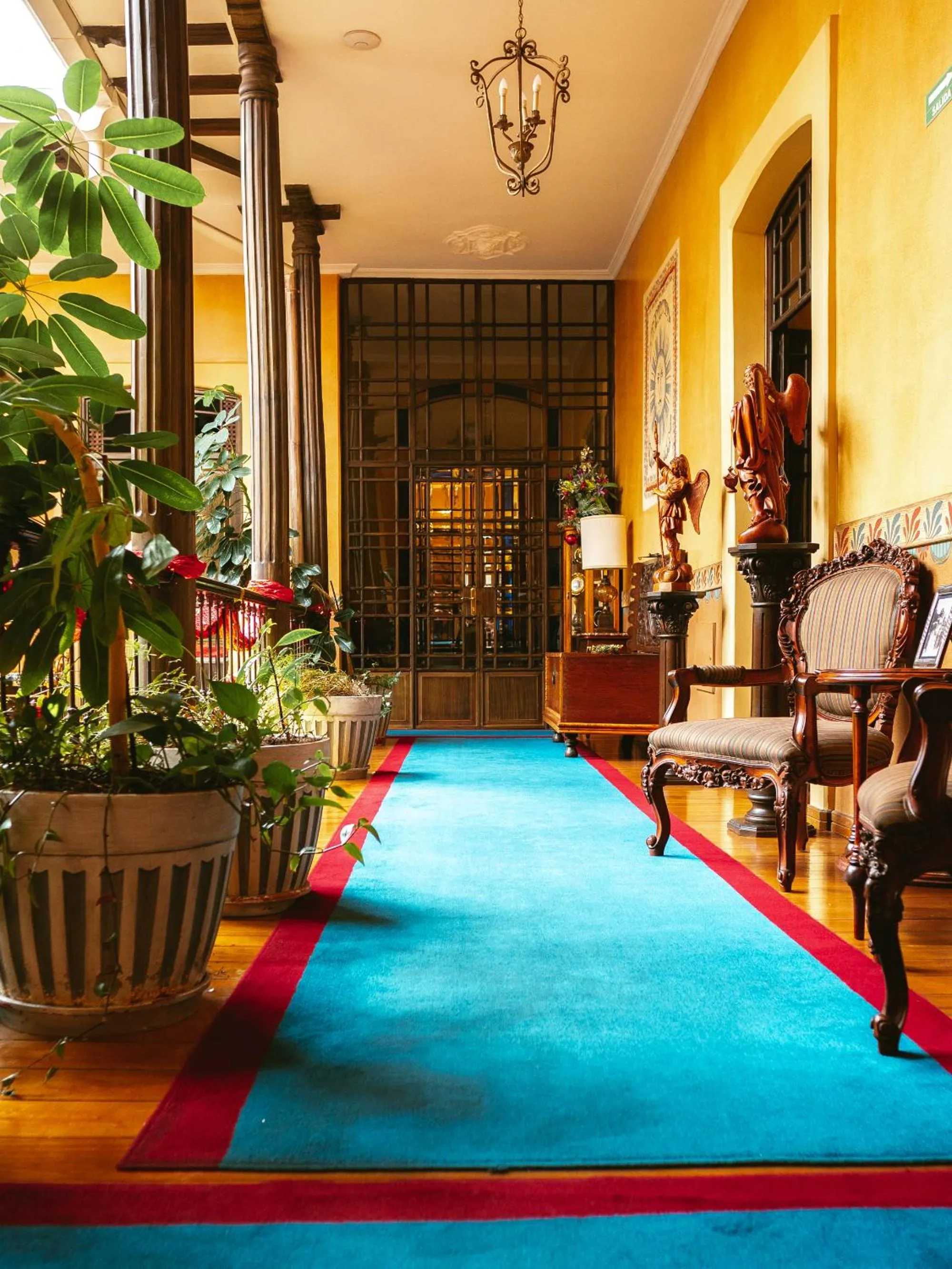 Property building in Mansion Alcazar