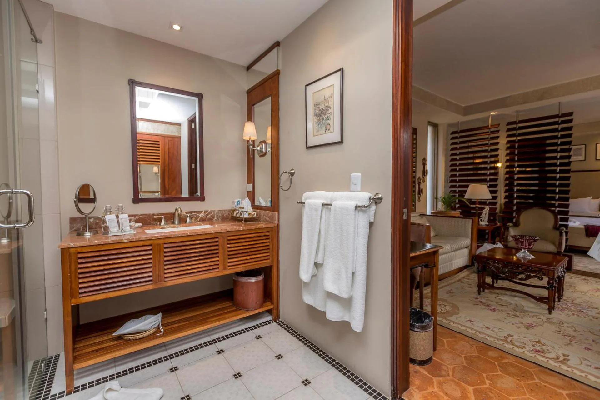 Bathroom, Bed in Mansion Alcazar