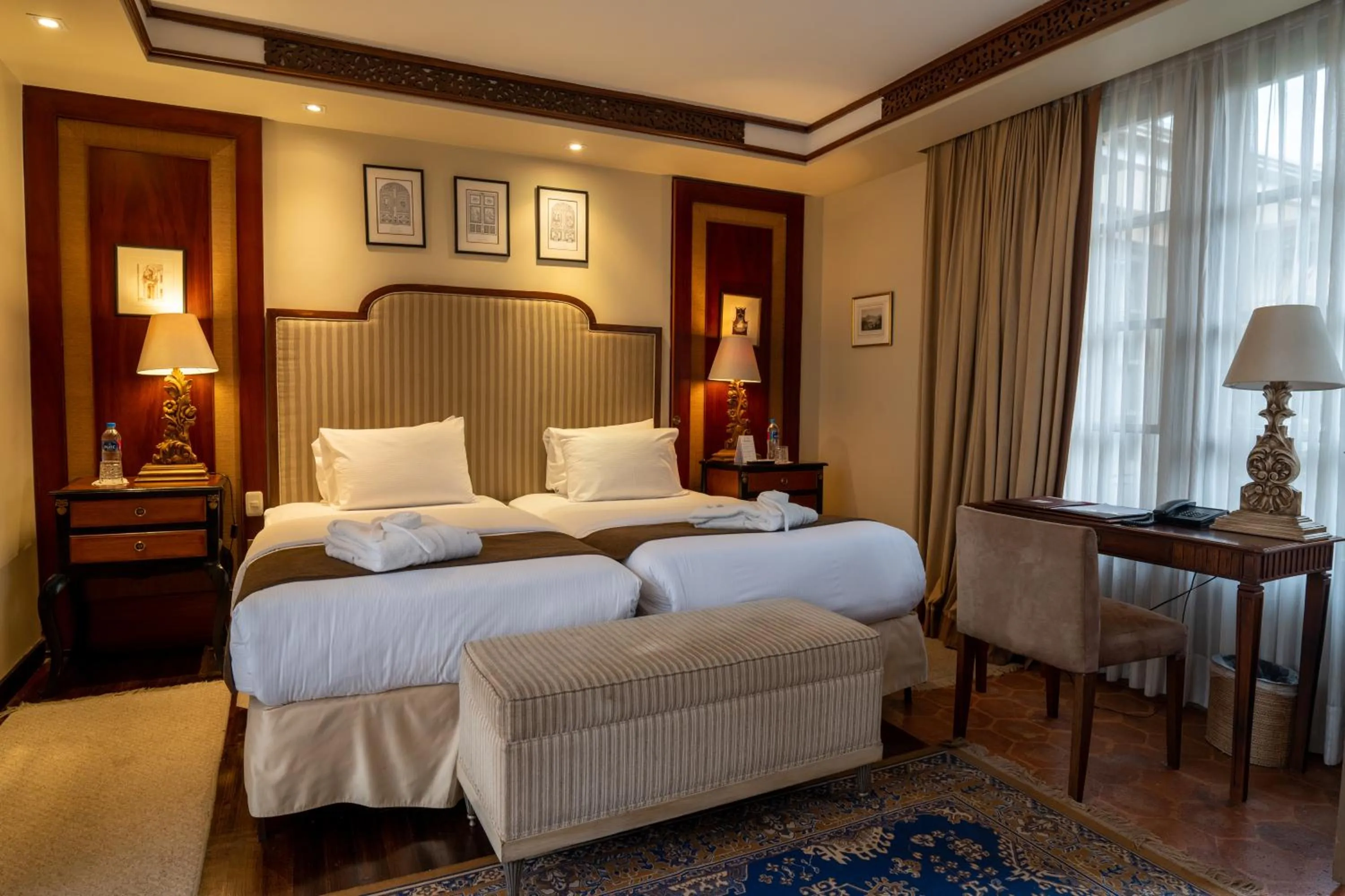 Photo of the whole room, Bed in Mansion Alcazar