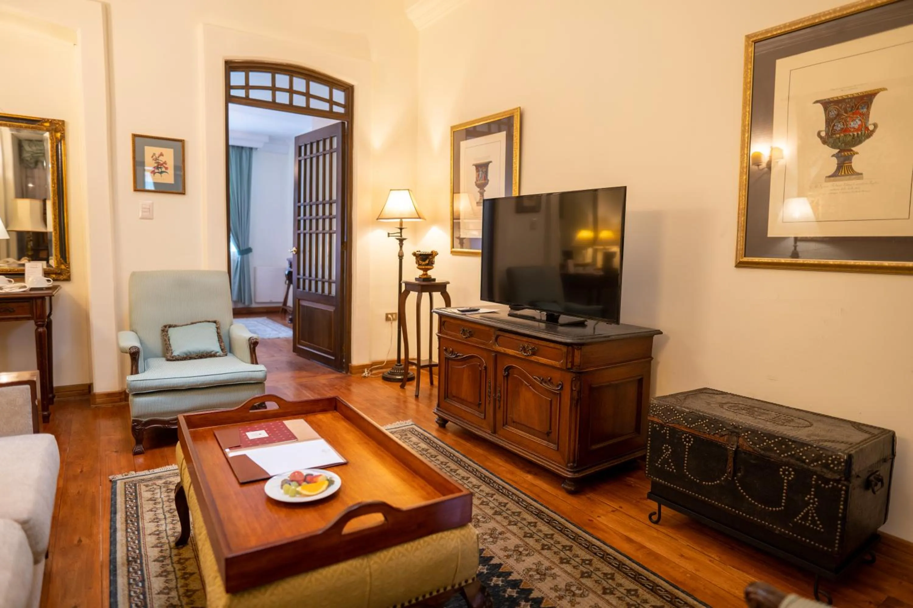 Living room in Mansion Alcazar