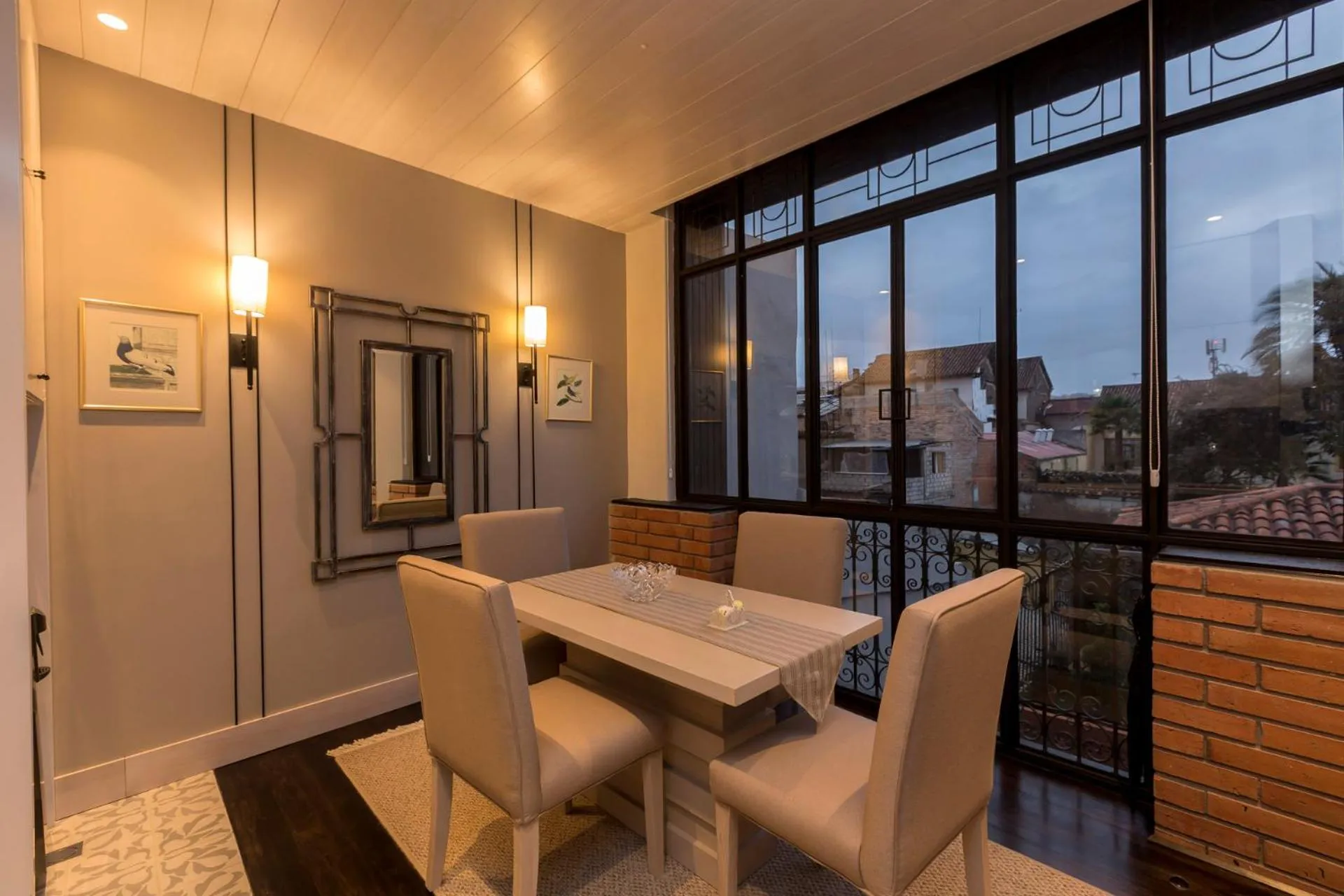 Dining area in Mansion Alcazar