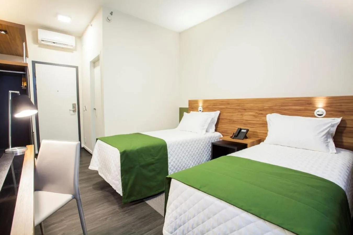 Photo of the whole room in Travel Inn Hotels Wise Indaiatuba