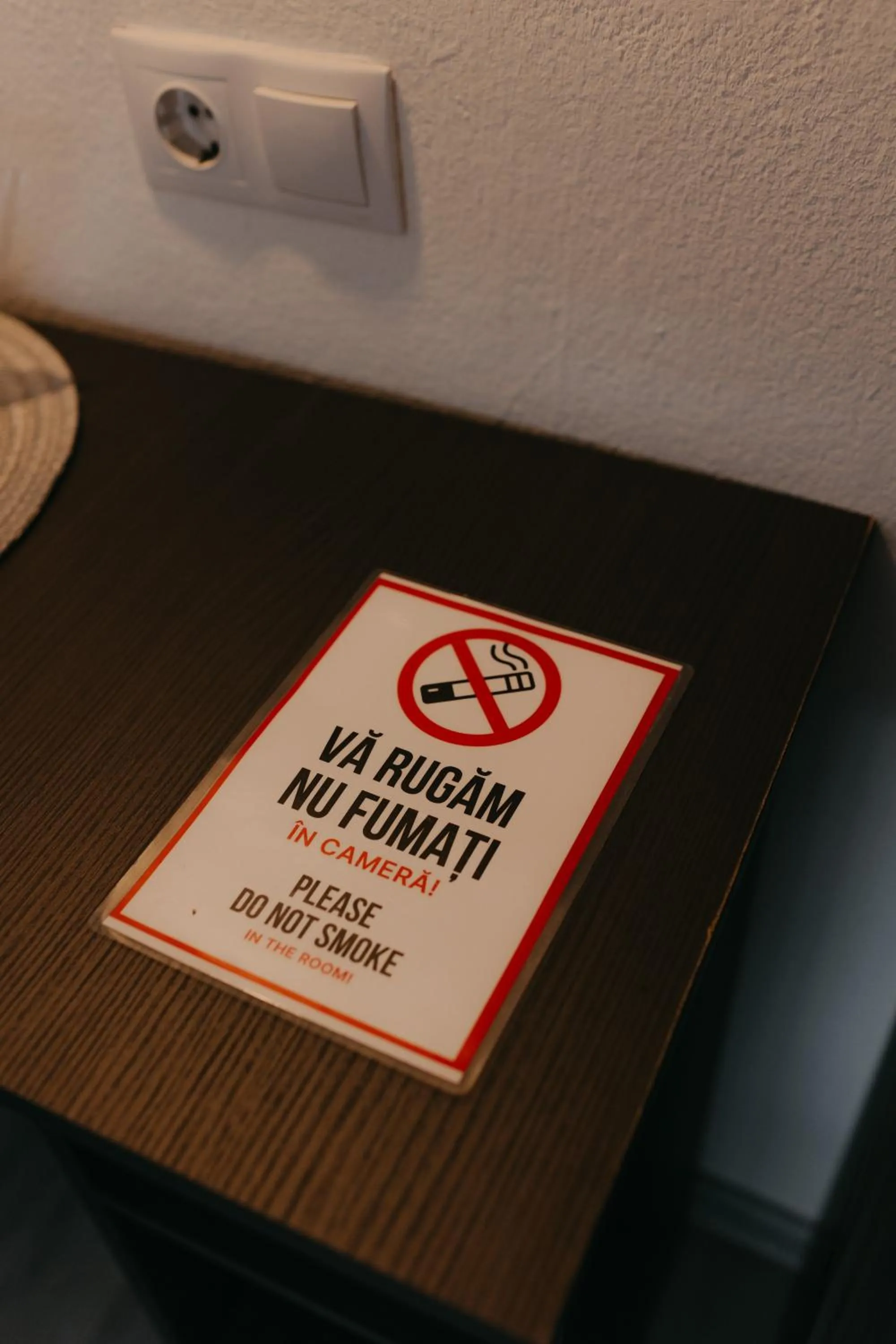 Logo/Certificate/Sign in Pensiunea Pictorilor