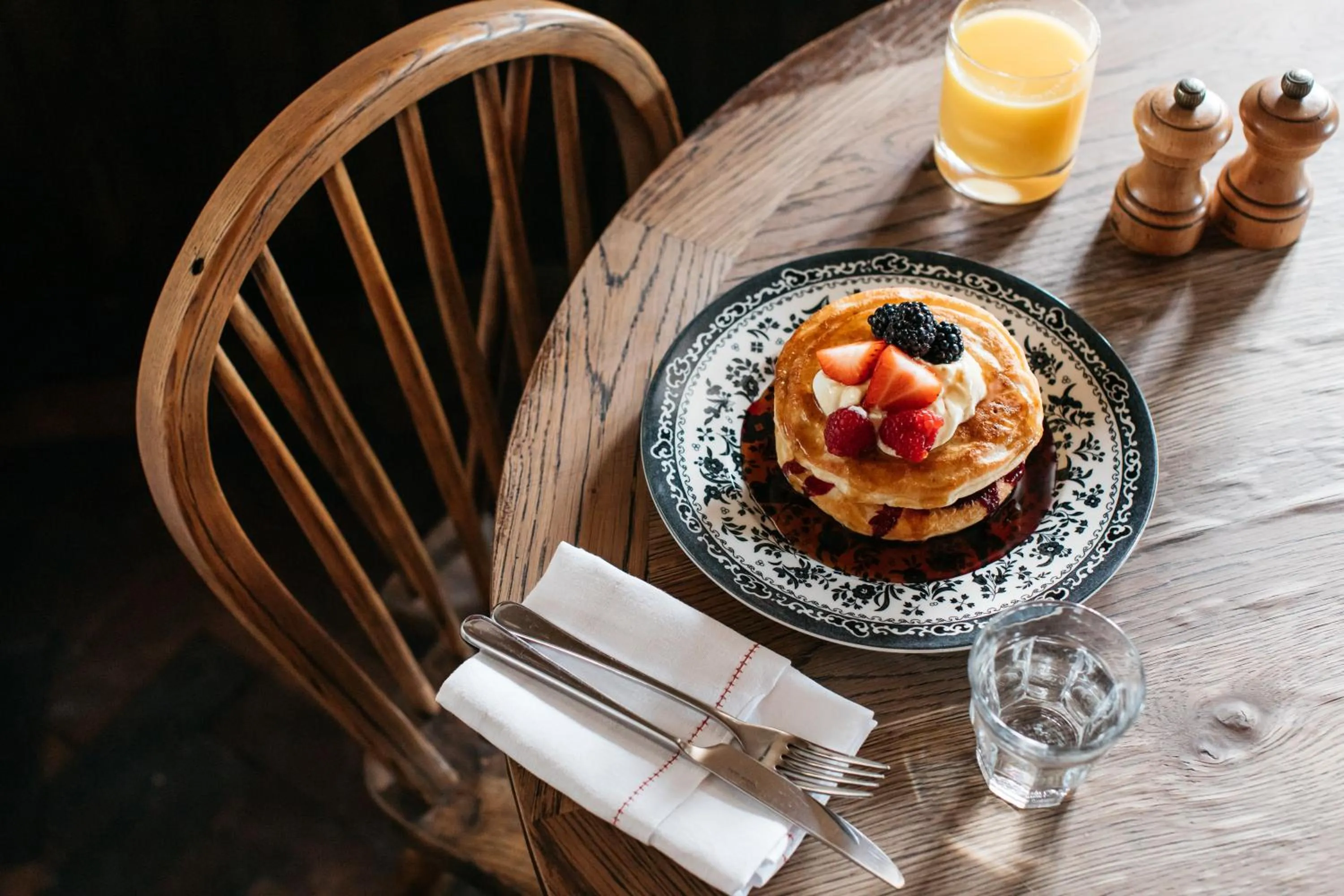 Food and drinks in Artist Residence Oxfordshire