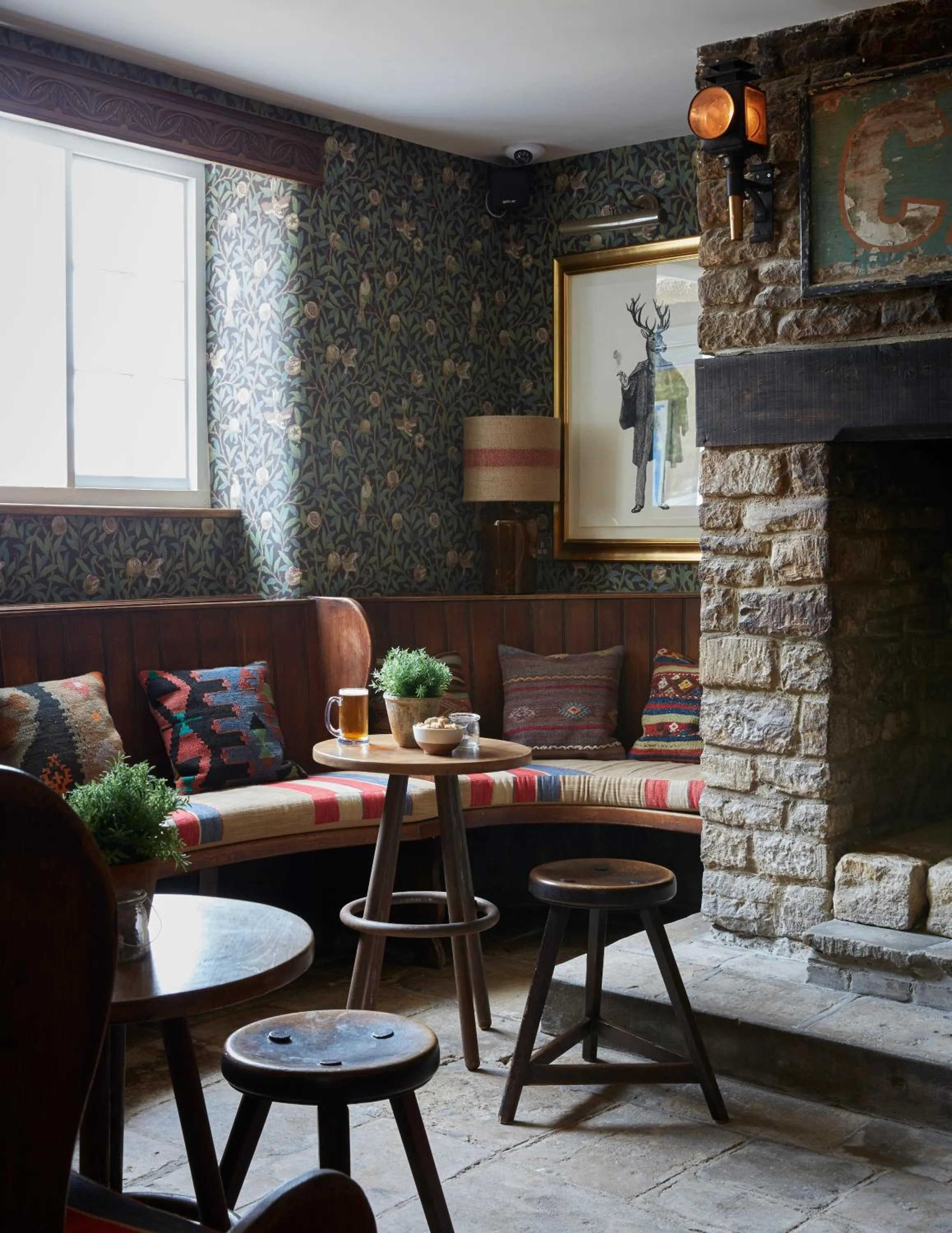 Living room in Artist Residence Oxfordshire