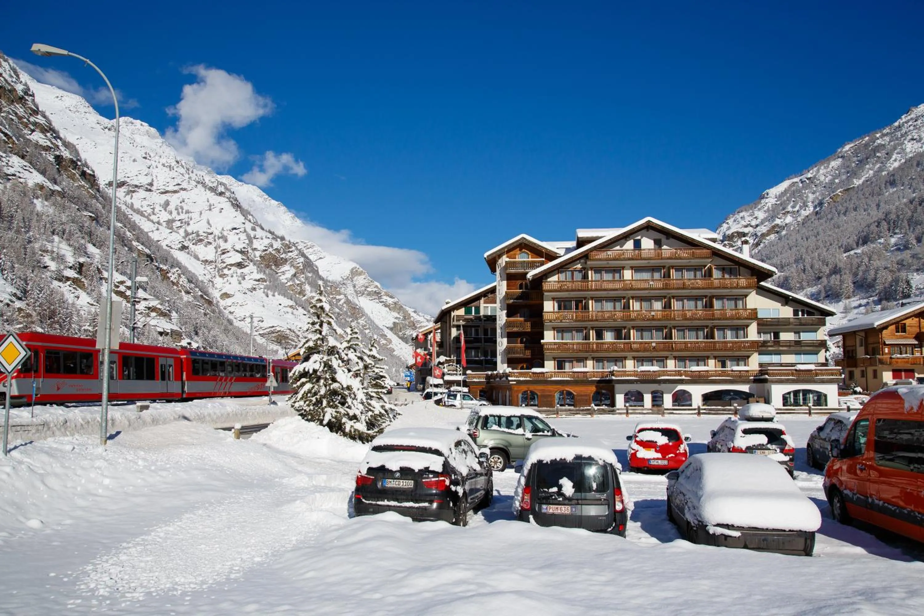 Facade/entrance in Walliserhof