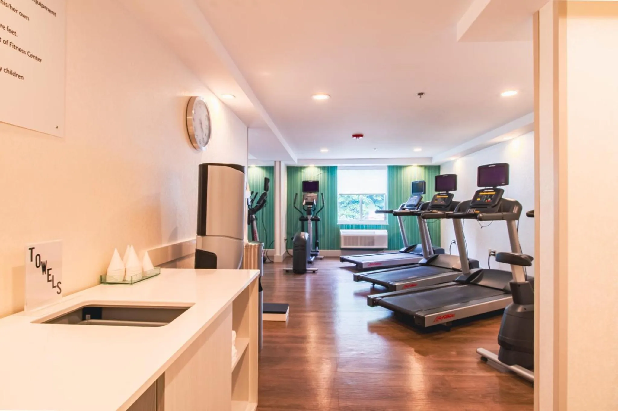Spa and wellness centre/facilities in Holiday Inn Express & Suites - Lincoln East - White Mountains by IHG