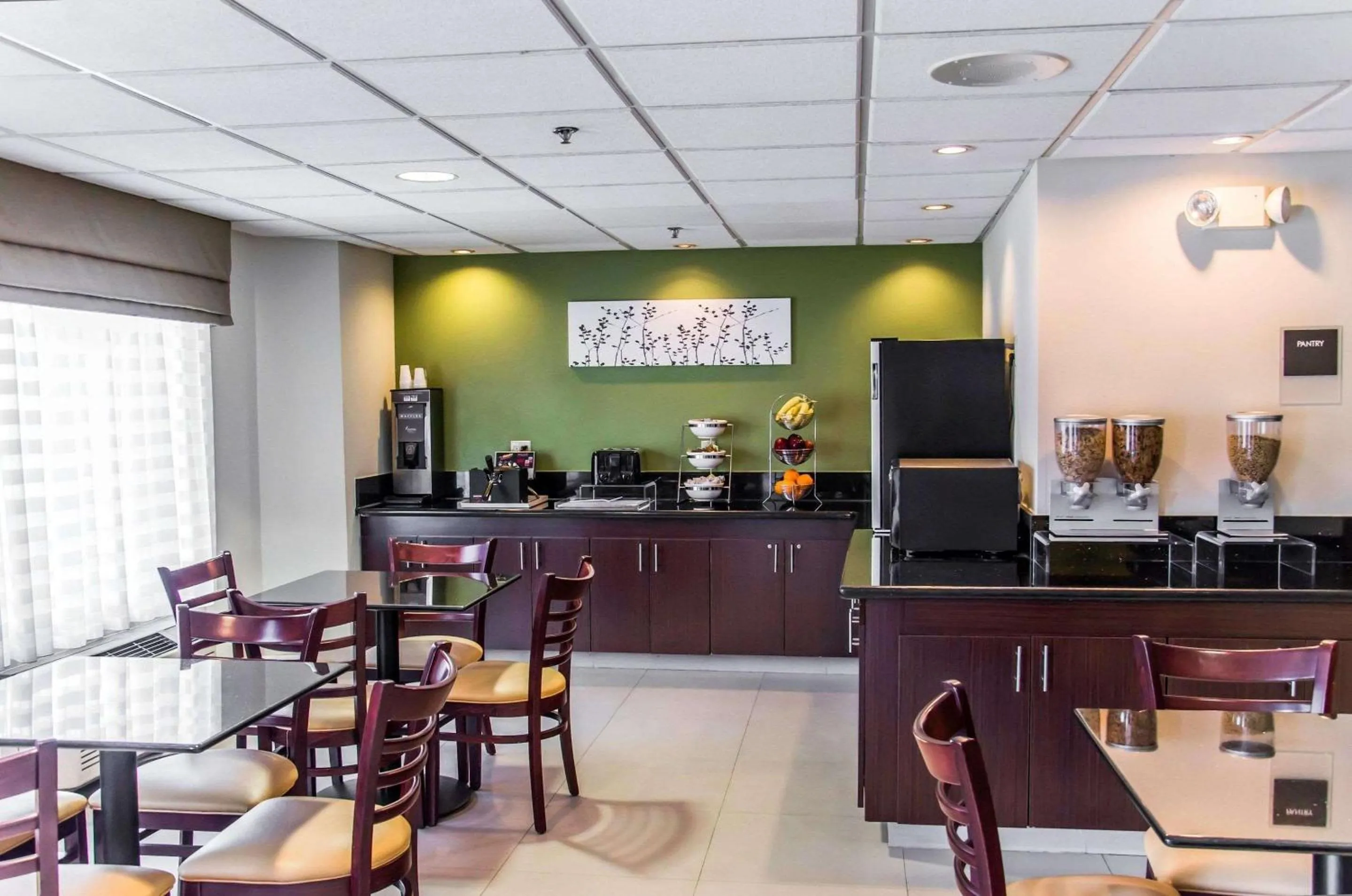 Restaurant/places to eat in Sleep Inn Matthews-Charlotte