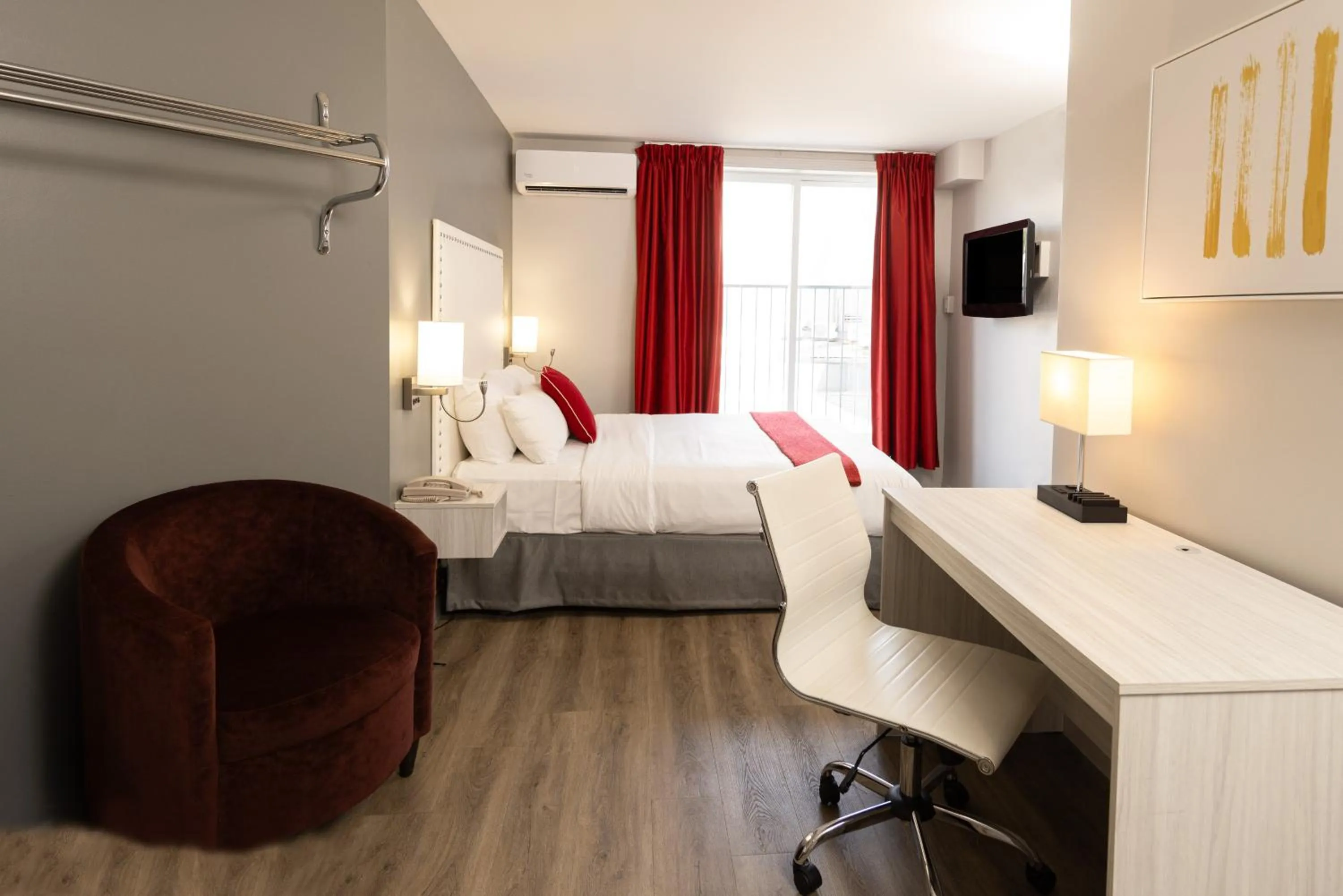 Bedroom, Bed in Hotel du Nord