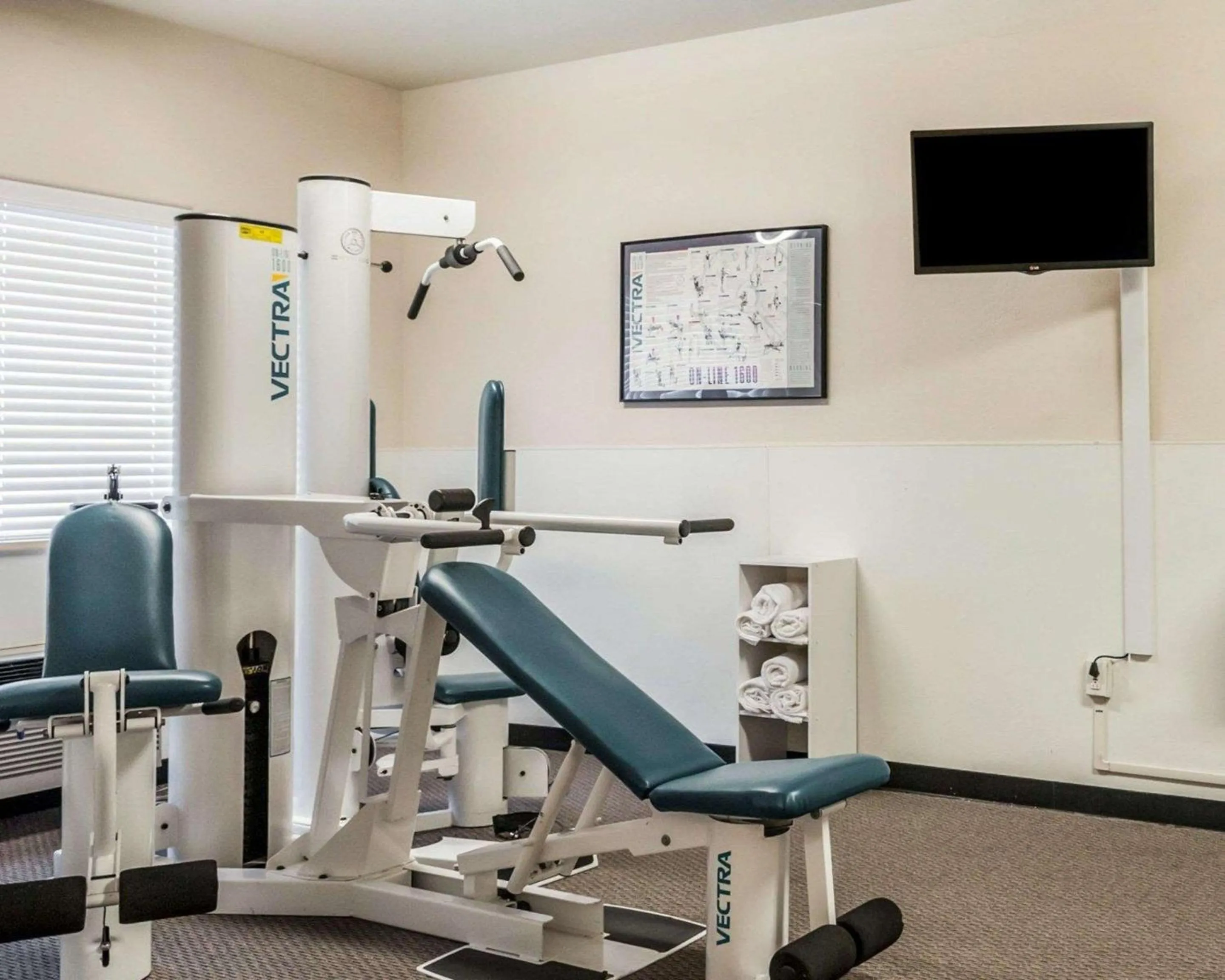 Fitness centre/facilities in Quality Inn & Suites Albuquerque West