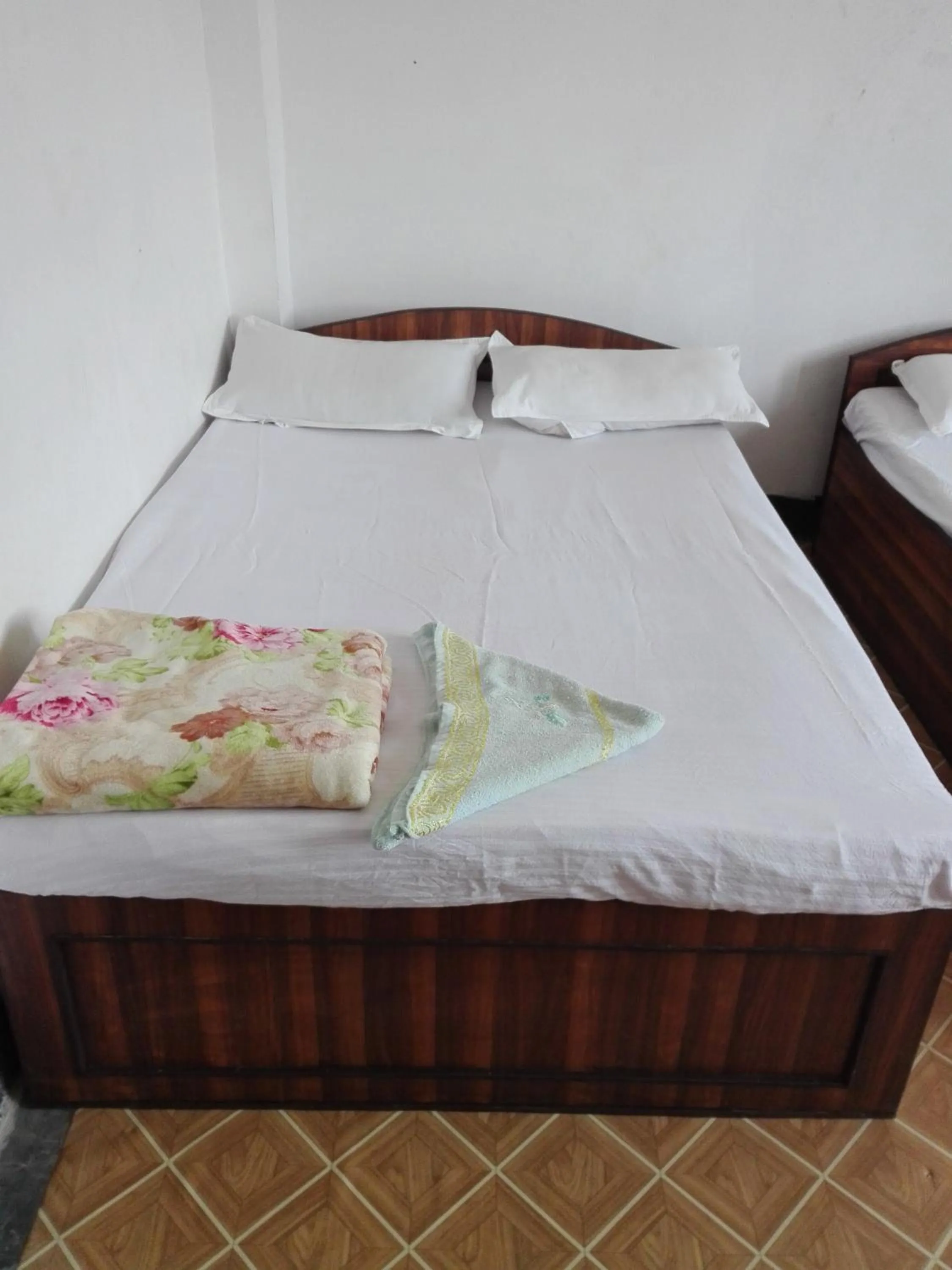 kayastha restaurant & lodge