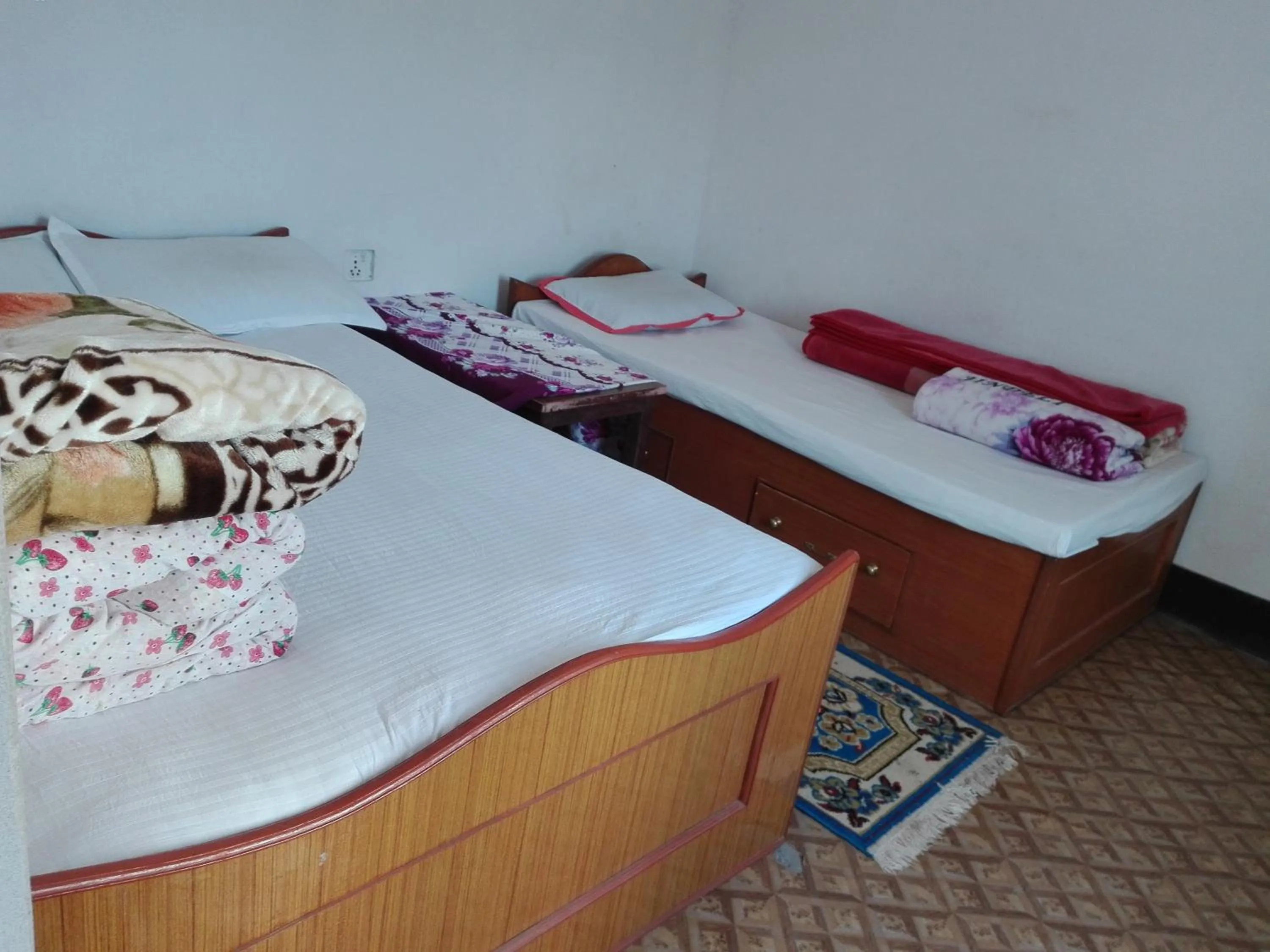 kayastha restaurant & lodge