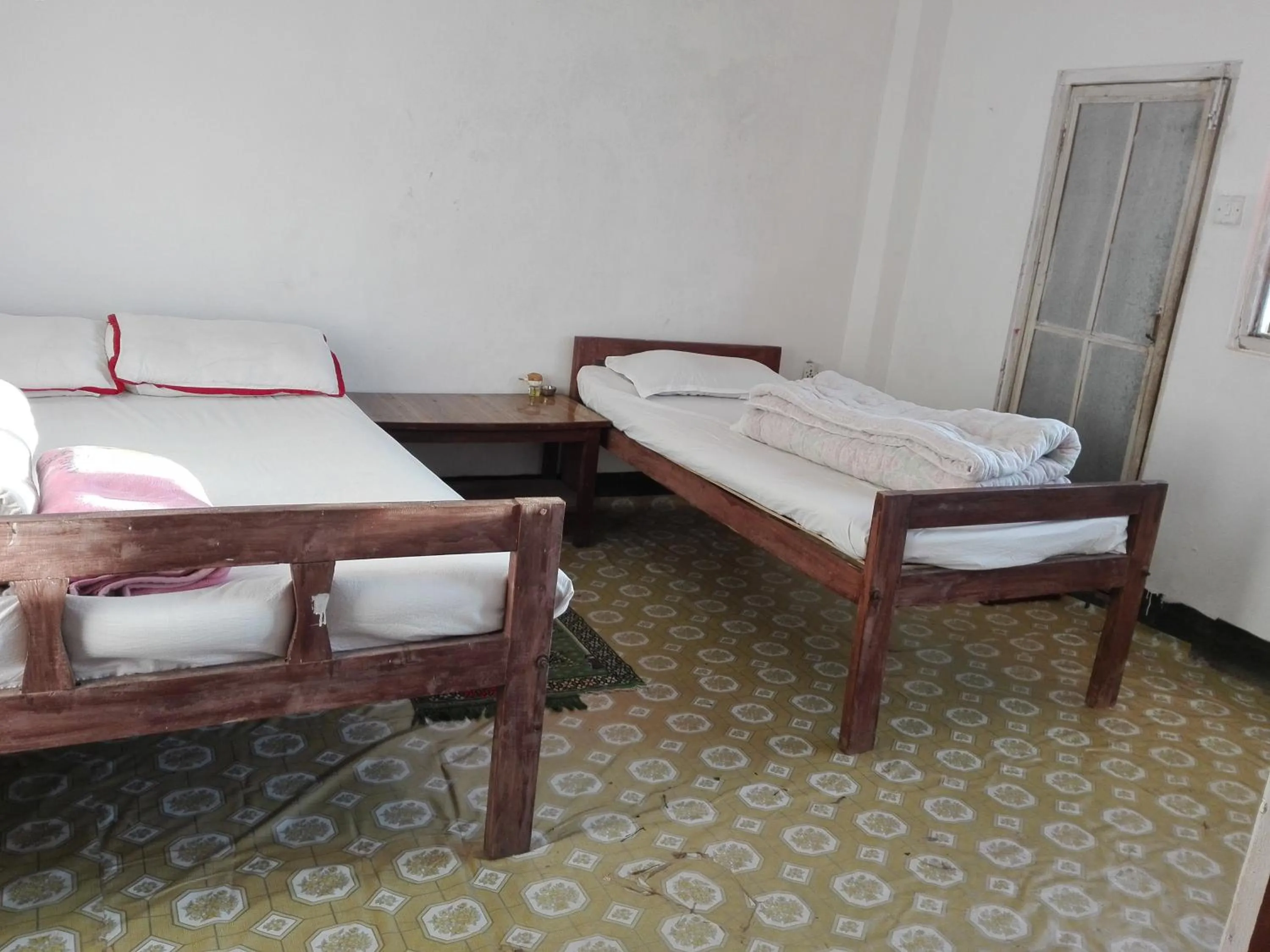 kayastha restaurant & lodge