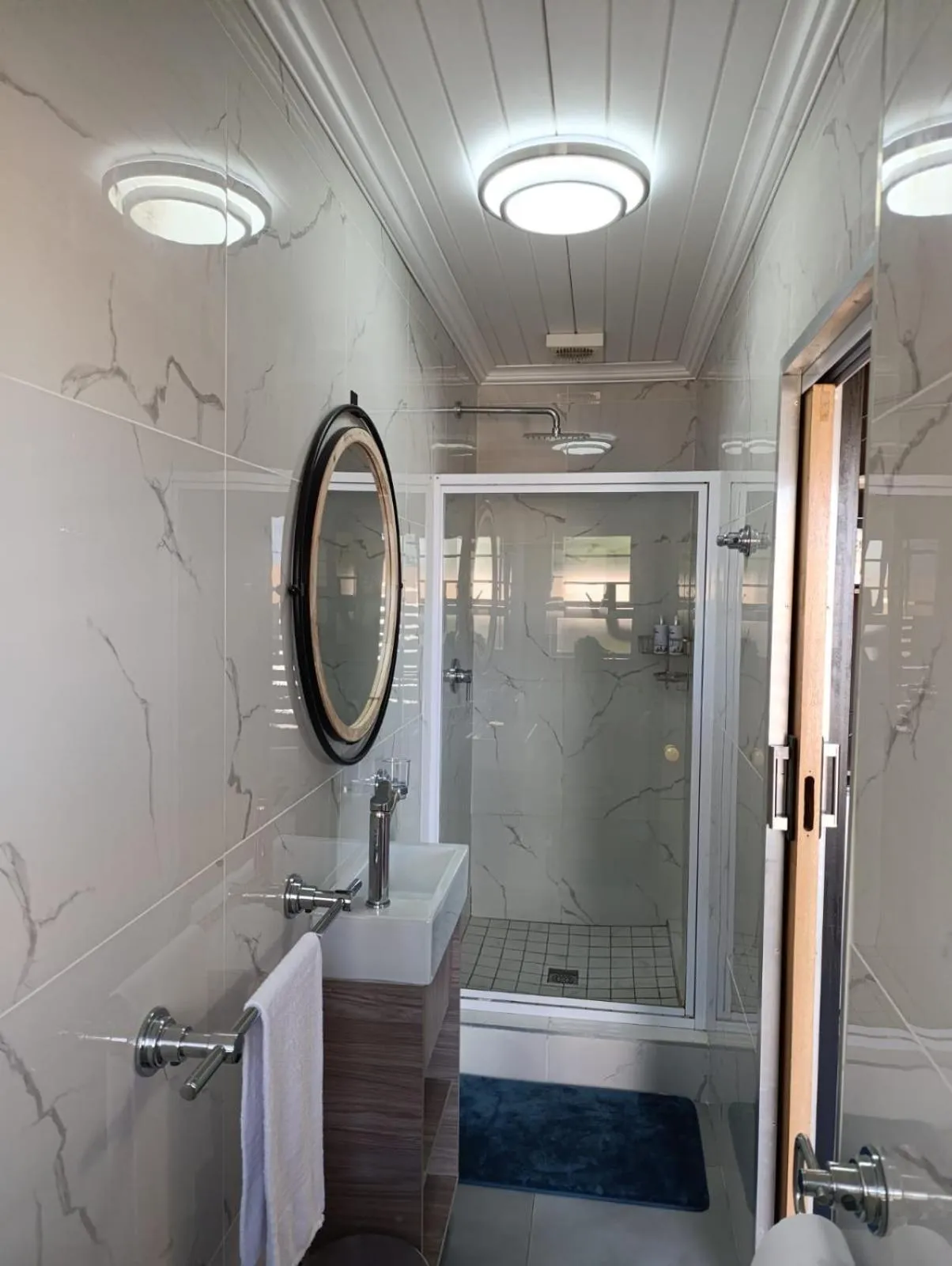 Shower in Reef View BnB