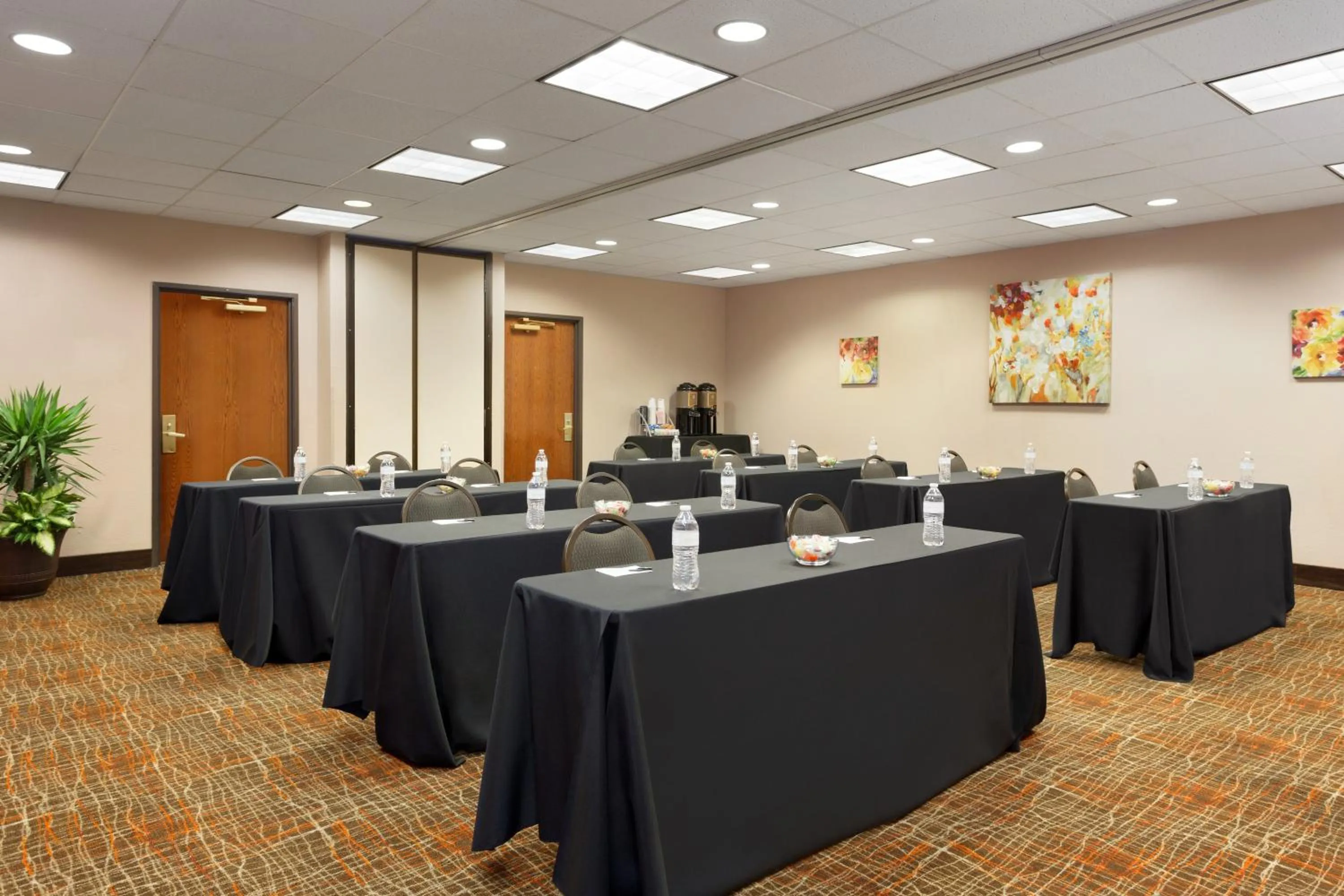 Meeting/conference room in Country Inn & Suites by Radisson, Wolfchase-Memphis, TN
