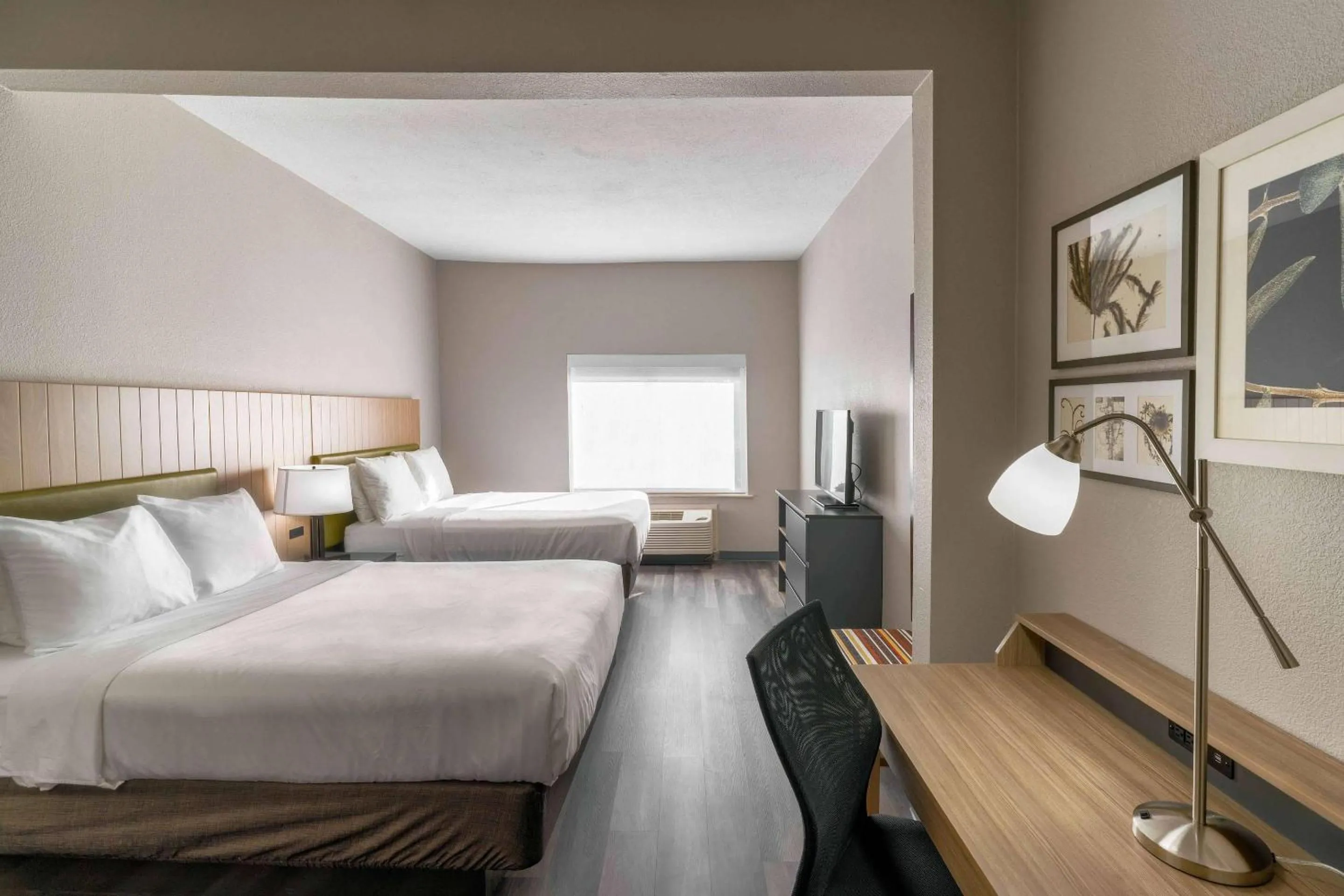 Bedroom, Bed in Townhome Inn & Suites by IHG