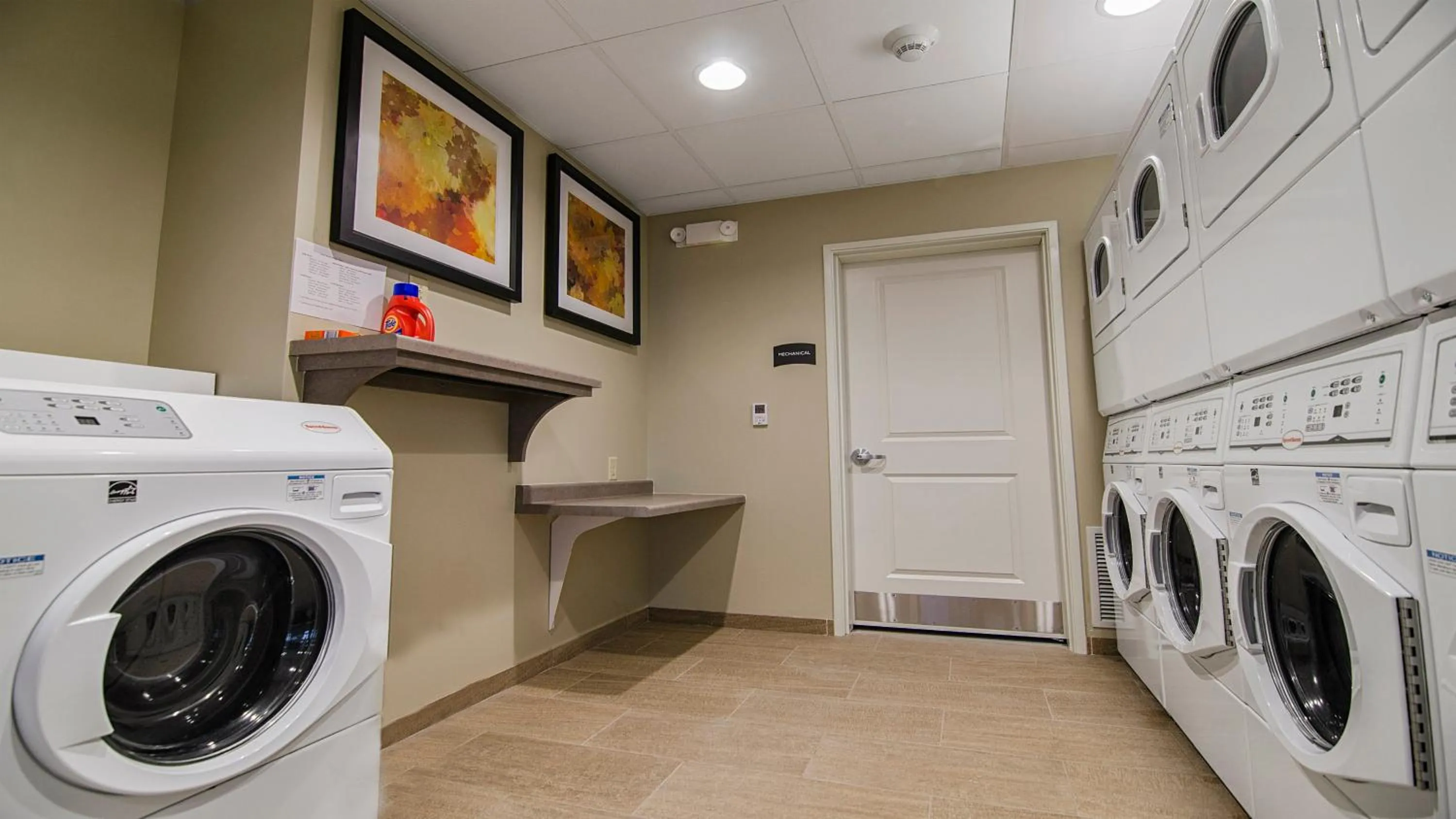 Other in Townhome Inn & Suites by IHG