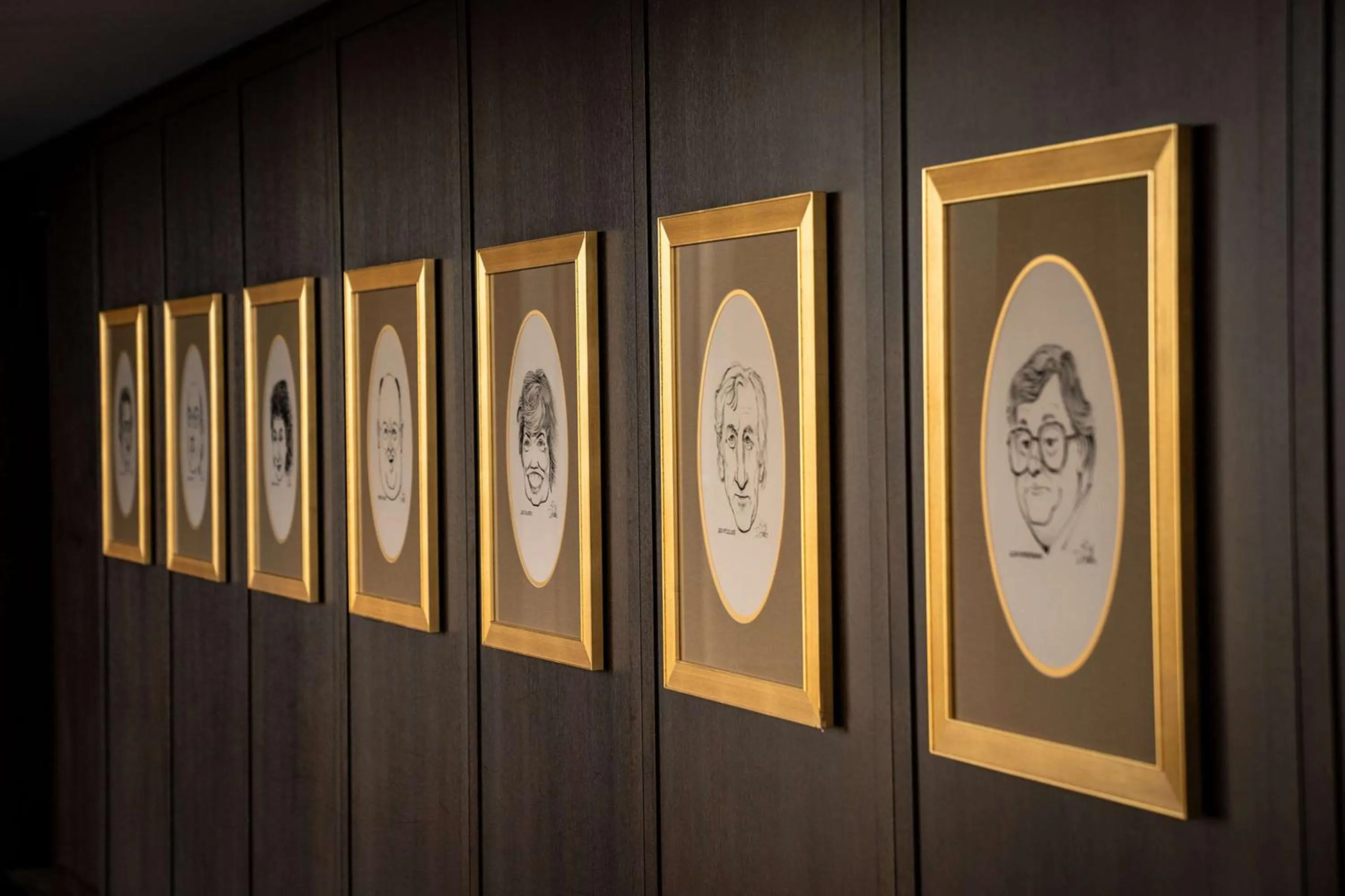 Lounge or bar in Park Hyatt Toronto