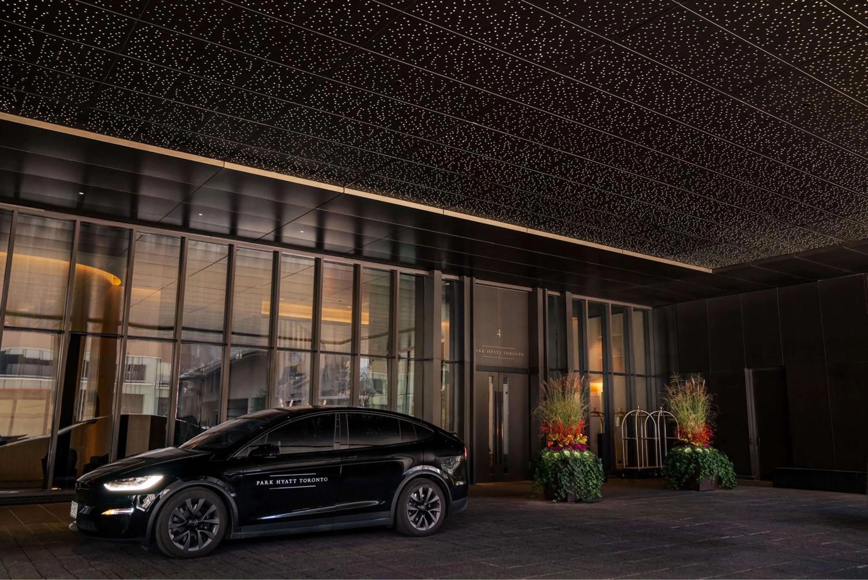 Property building in Park Hyatt Toronto