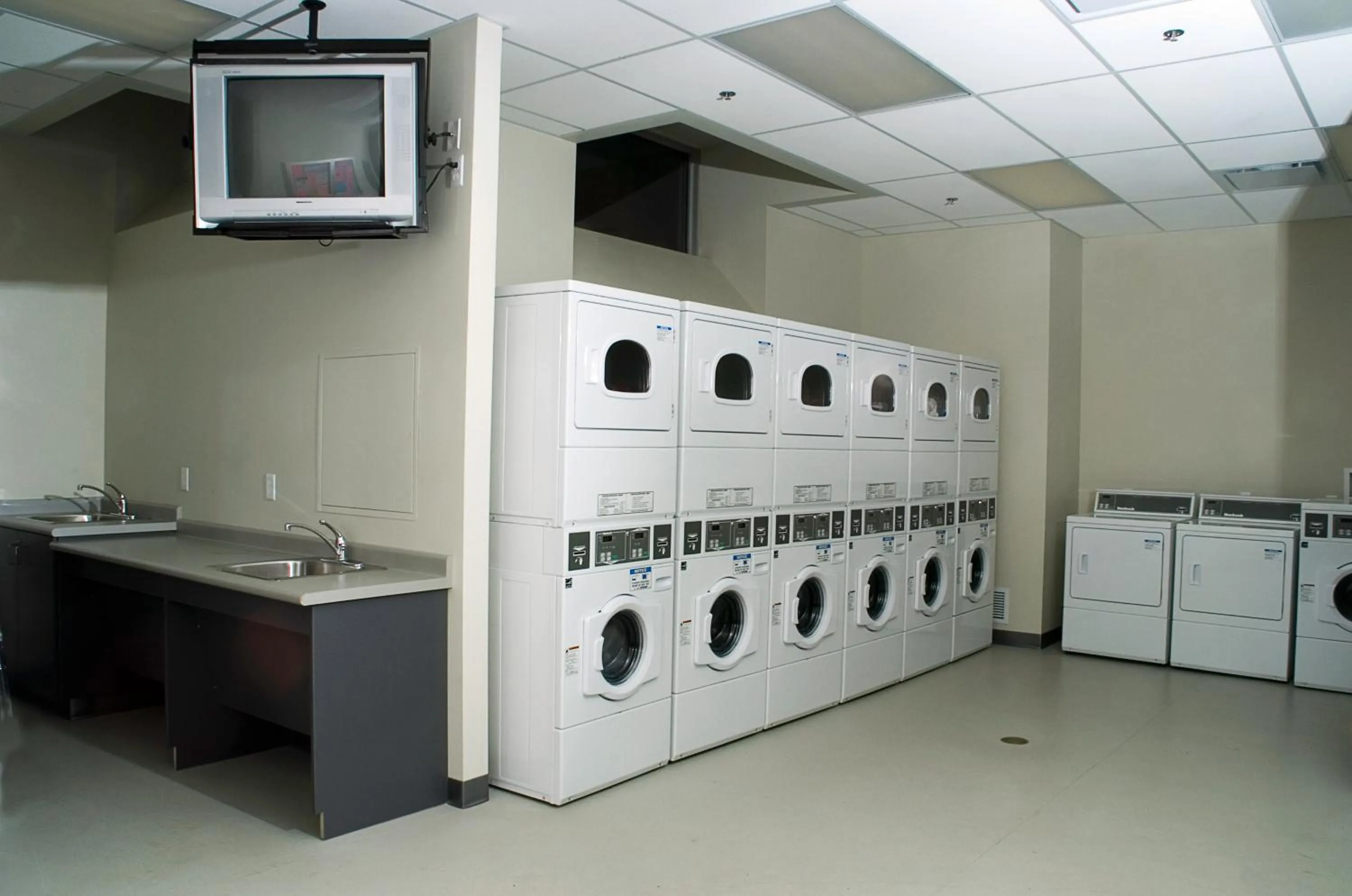 Area and facilities in Residence & Conference Centre - Kamloops