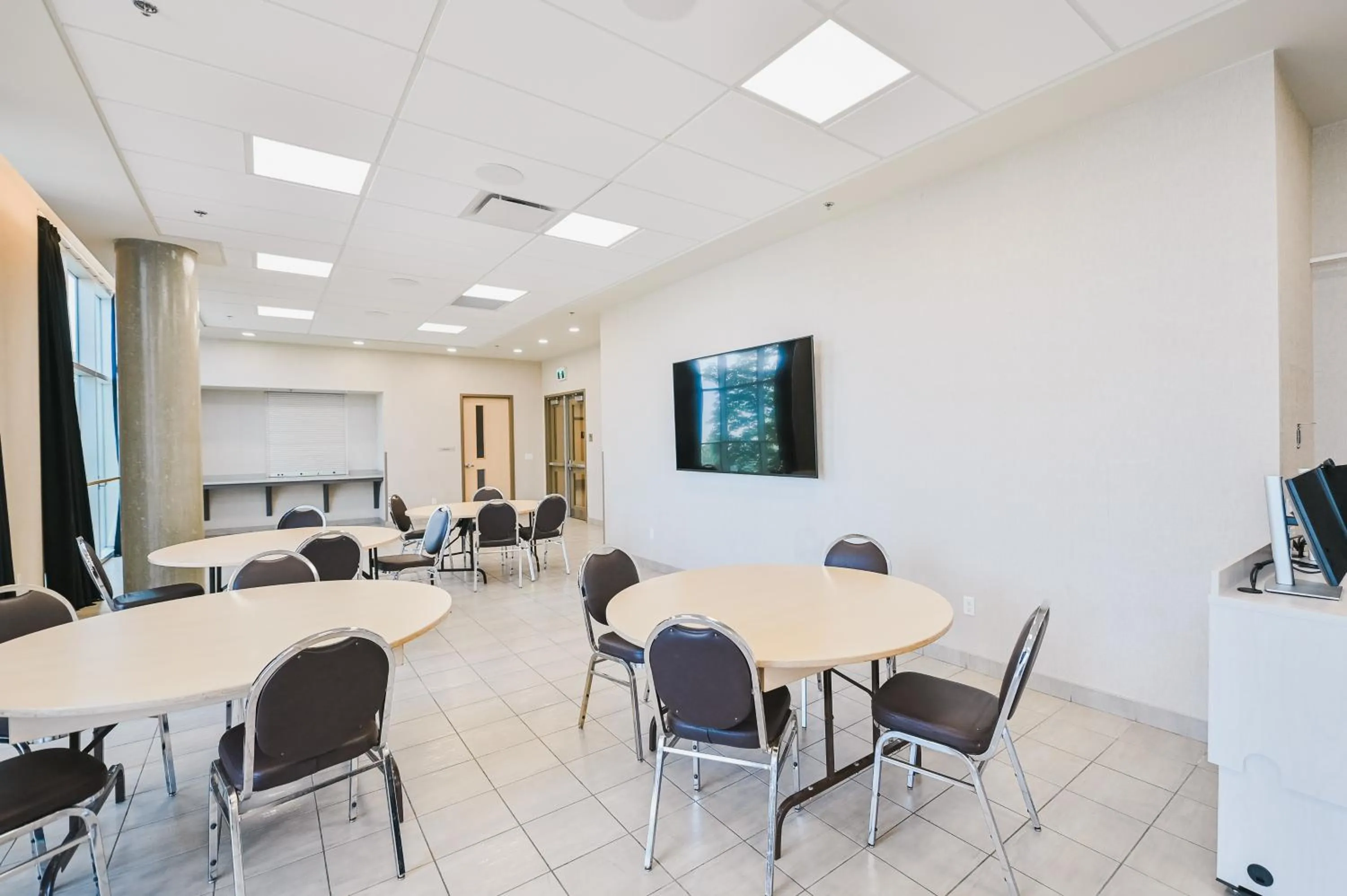 Meeting/conference room in Residence & Conference Centre - Kamloops