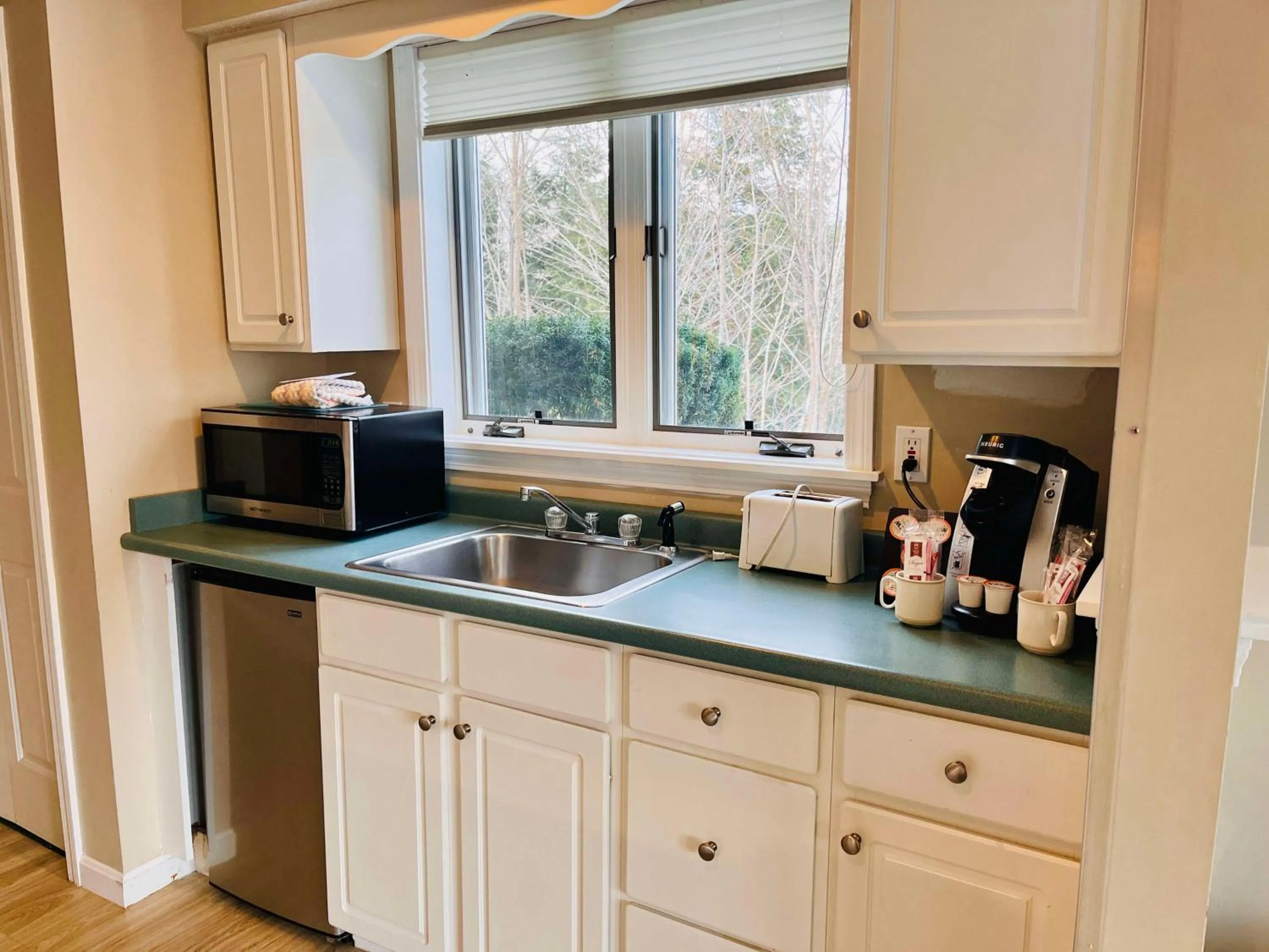 Kitchen or kitchenette in Nordic Village Condominium Resort