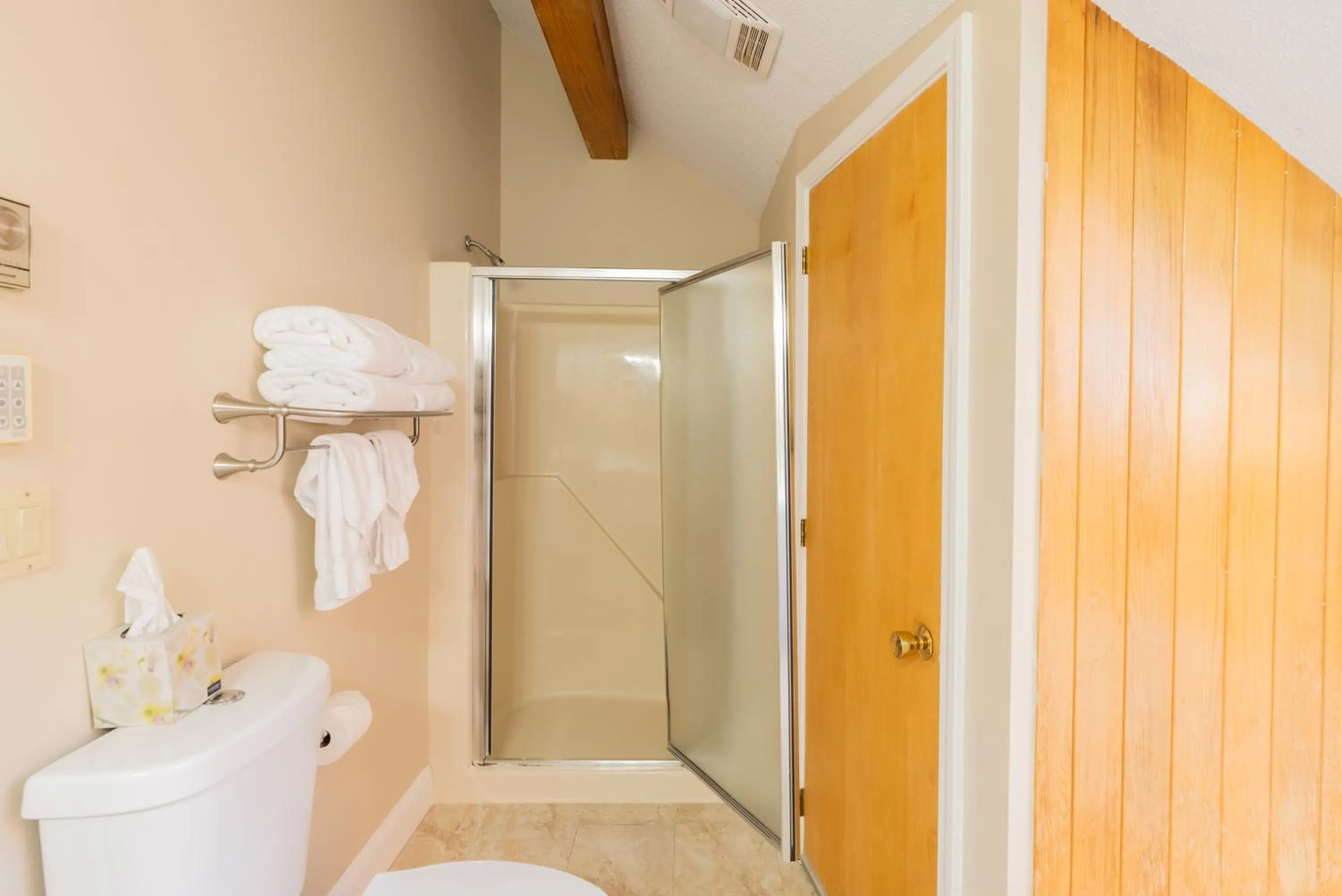 Bathroom in Nordic Village Condominium Resort