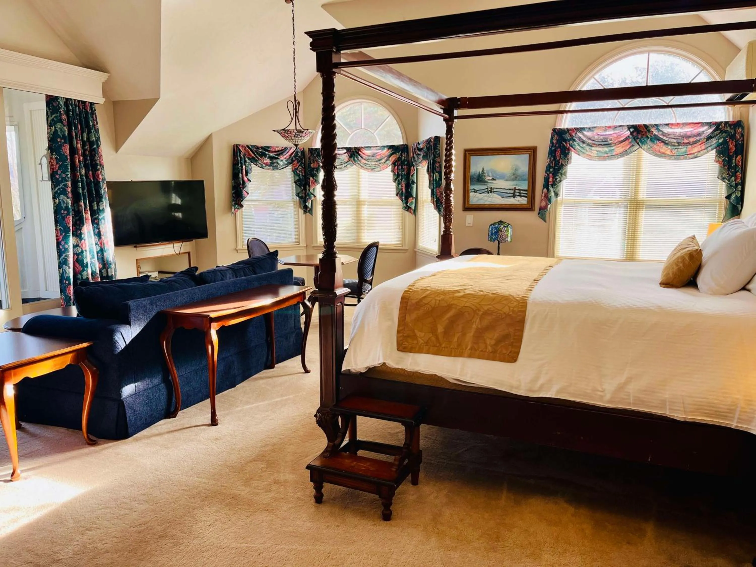 Bedroom, Bed in Nordic Village Condominium Resort