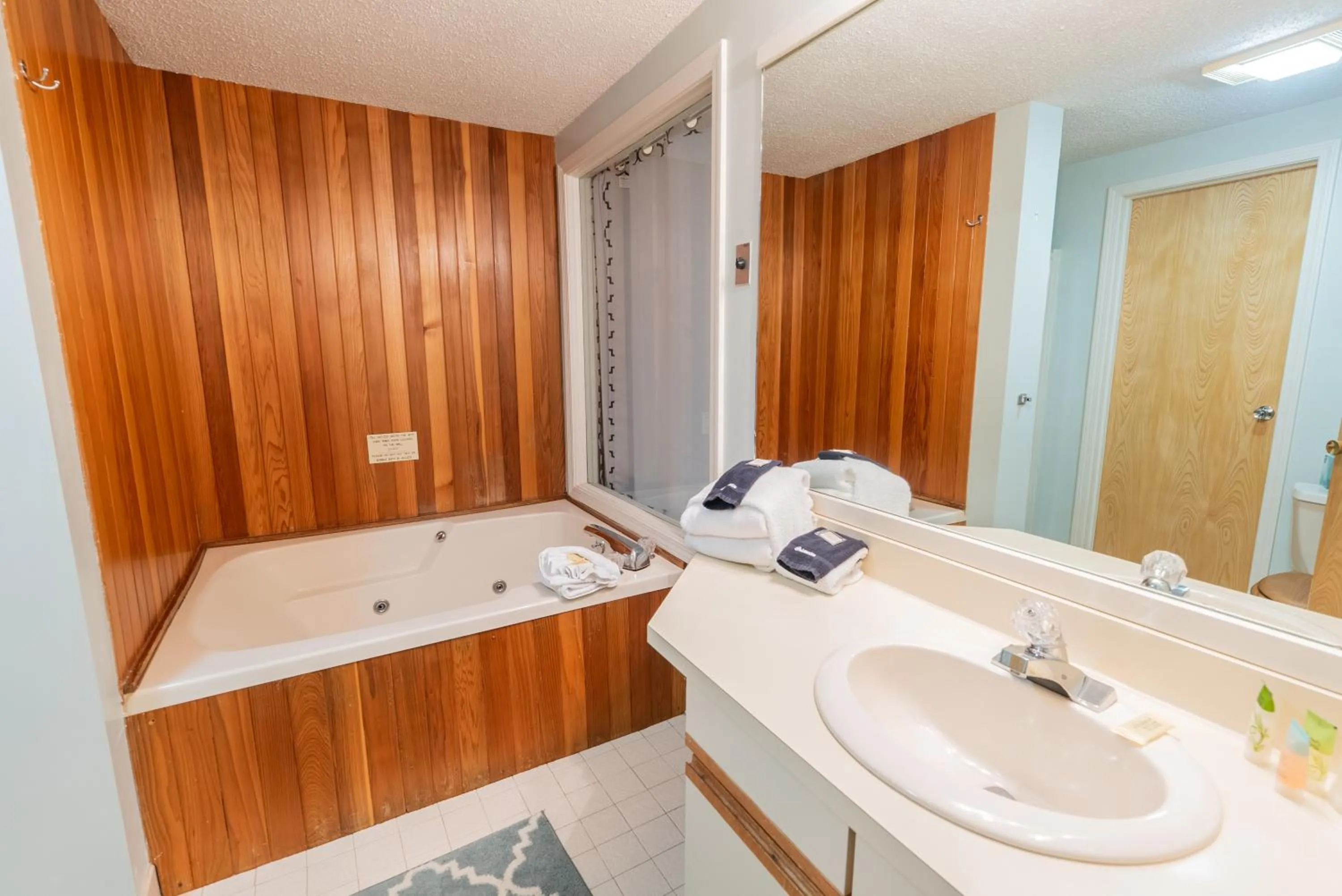 Bathroom in Nordic Village Condominium Resort