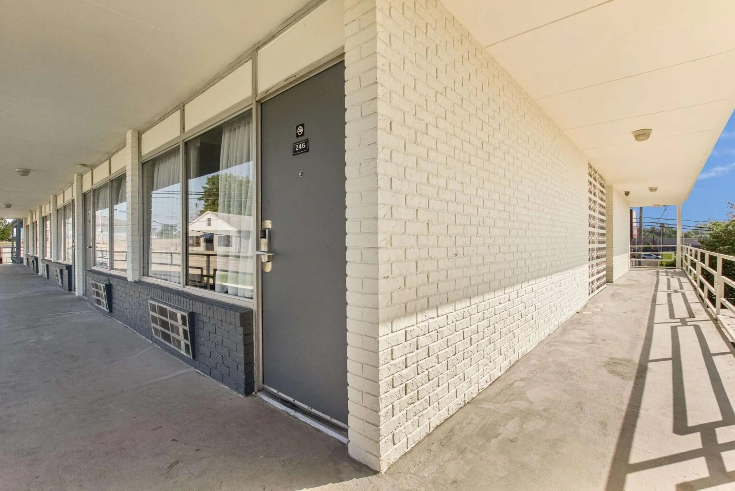 Property building in Econo Lodge Fort Knox