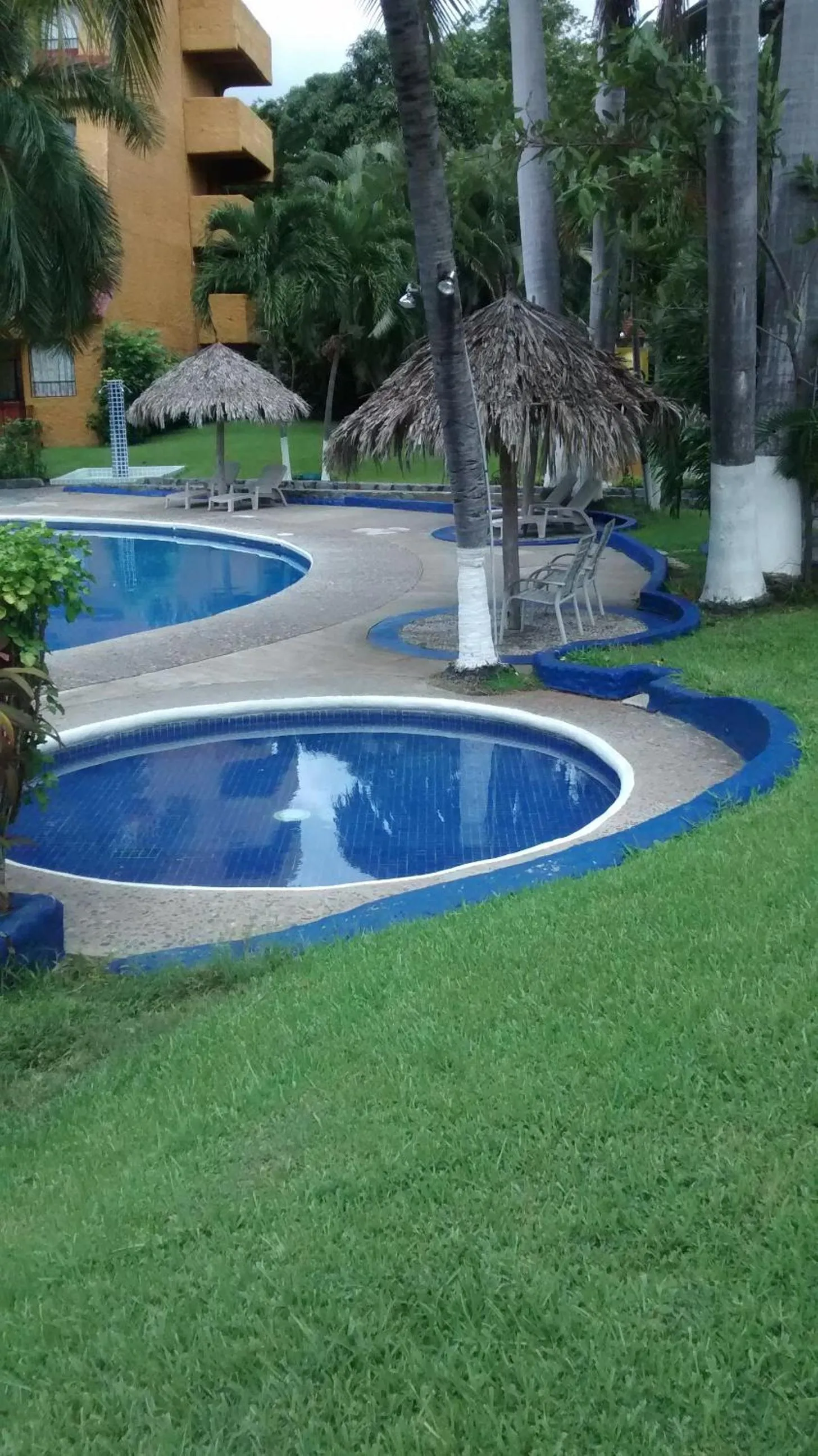 Swimming pool in Hotel Puerta Del Mar Ixtapa