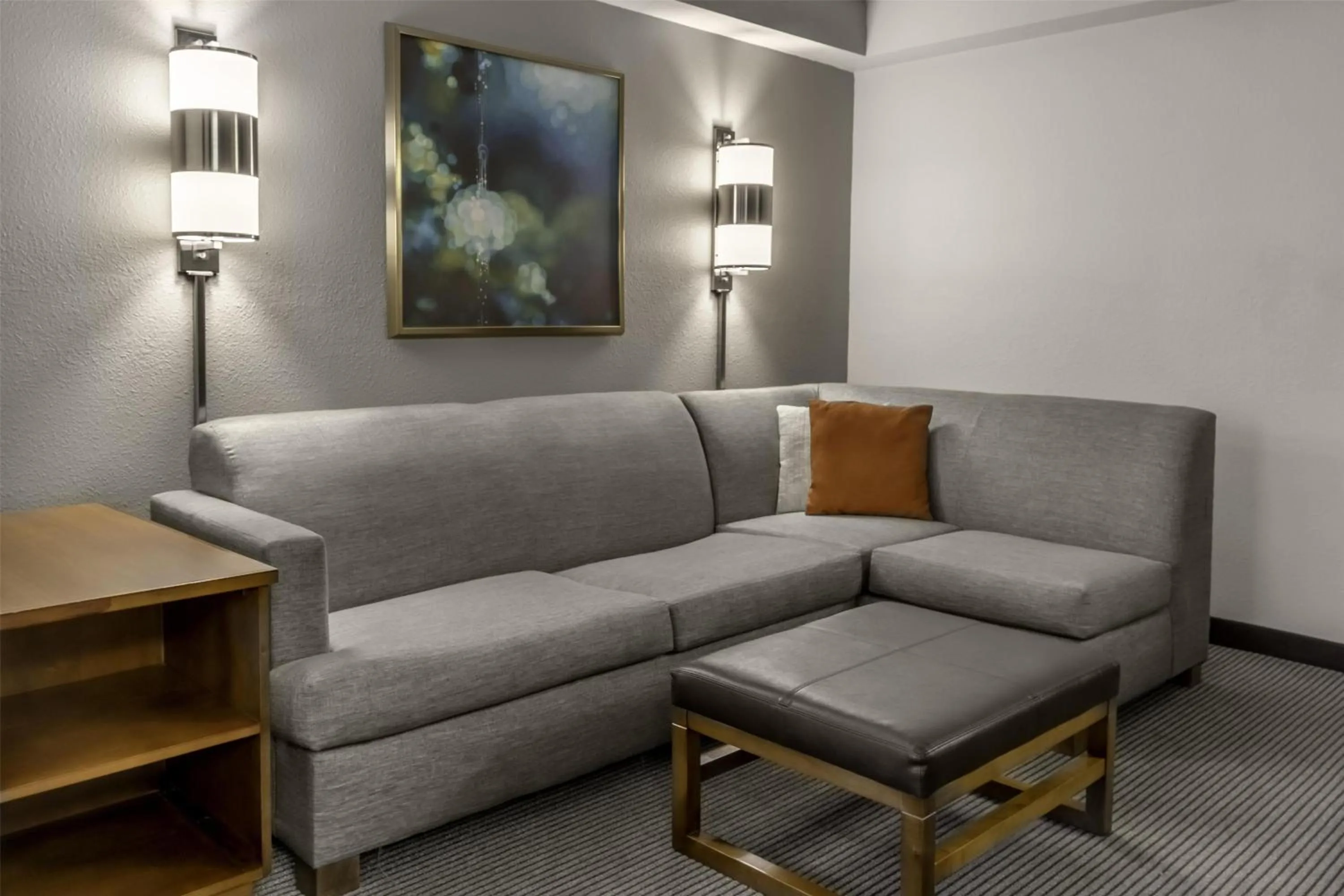 Bedroom in Hyatt Place Charlotte Airport Billy Graham Parkway