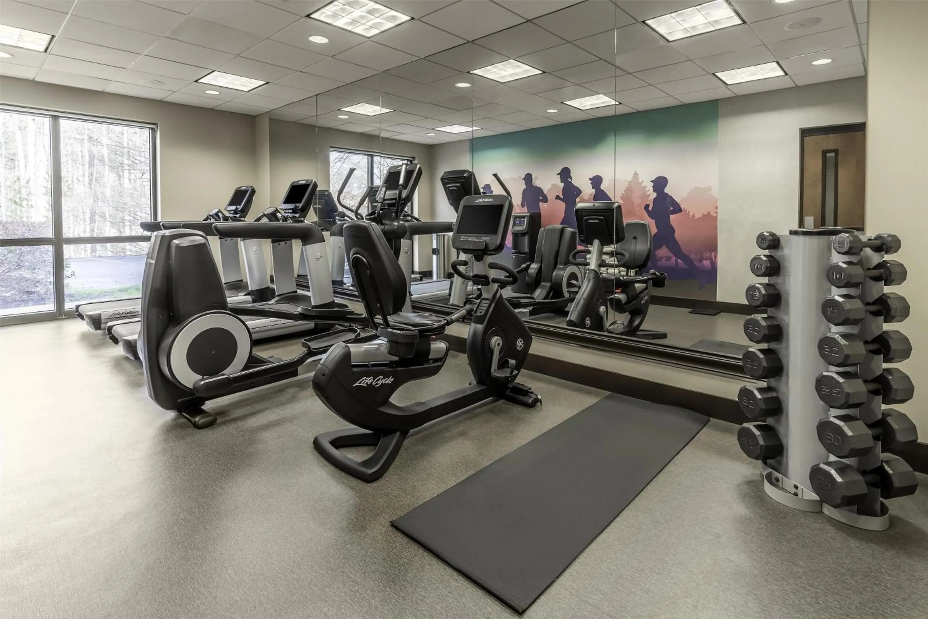 Fitness centre/facilities in Hyatt Place Charlotte Airport Billy Graham Parkway