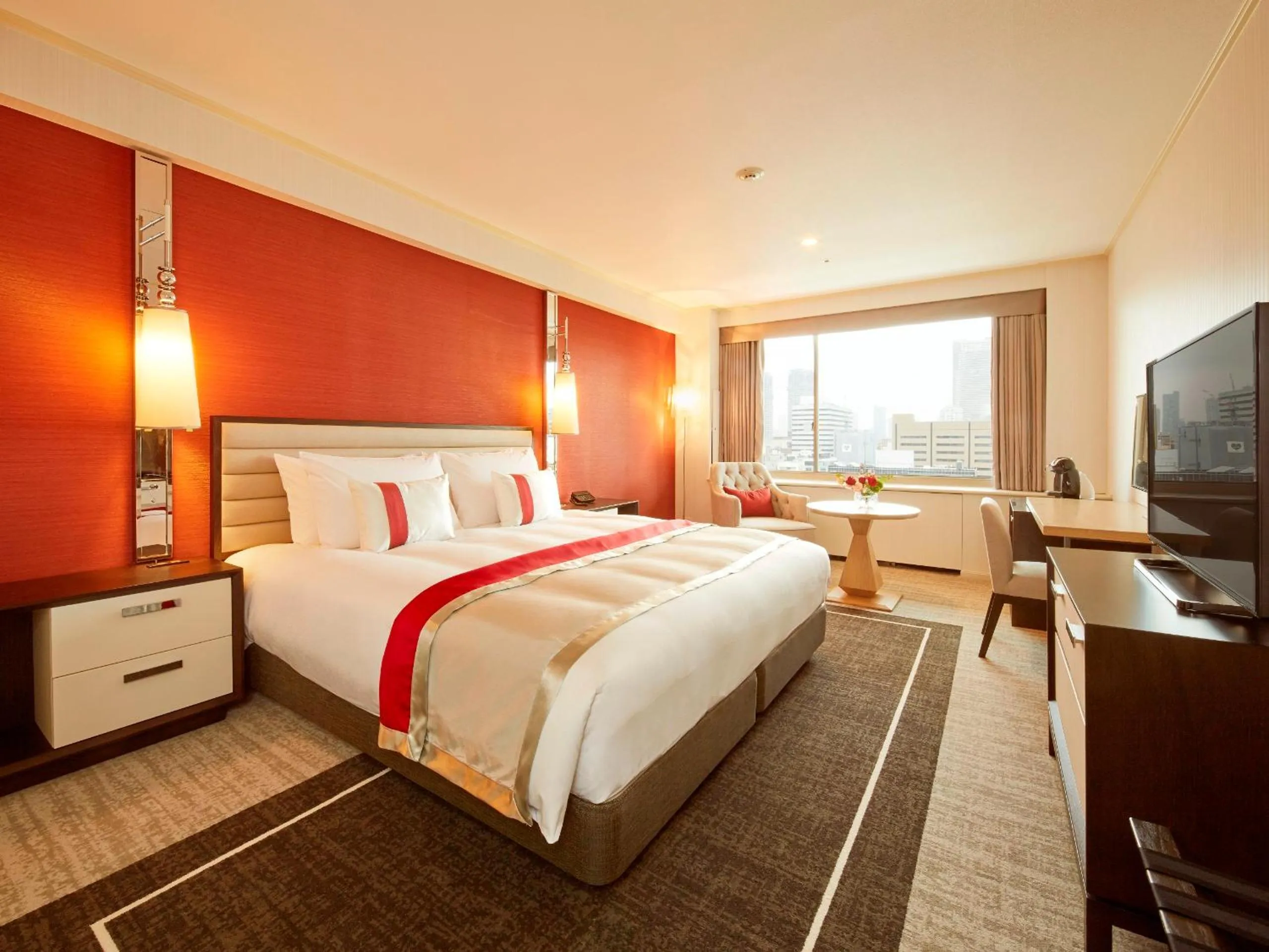 Bed in Tokyo Prince Hotel