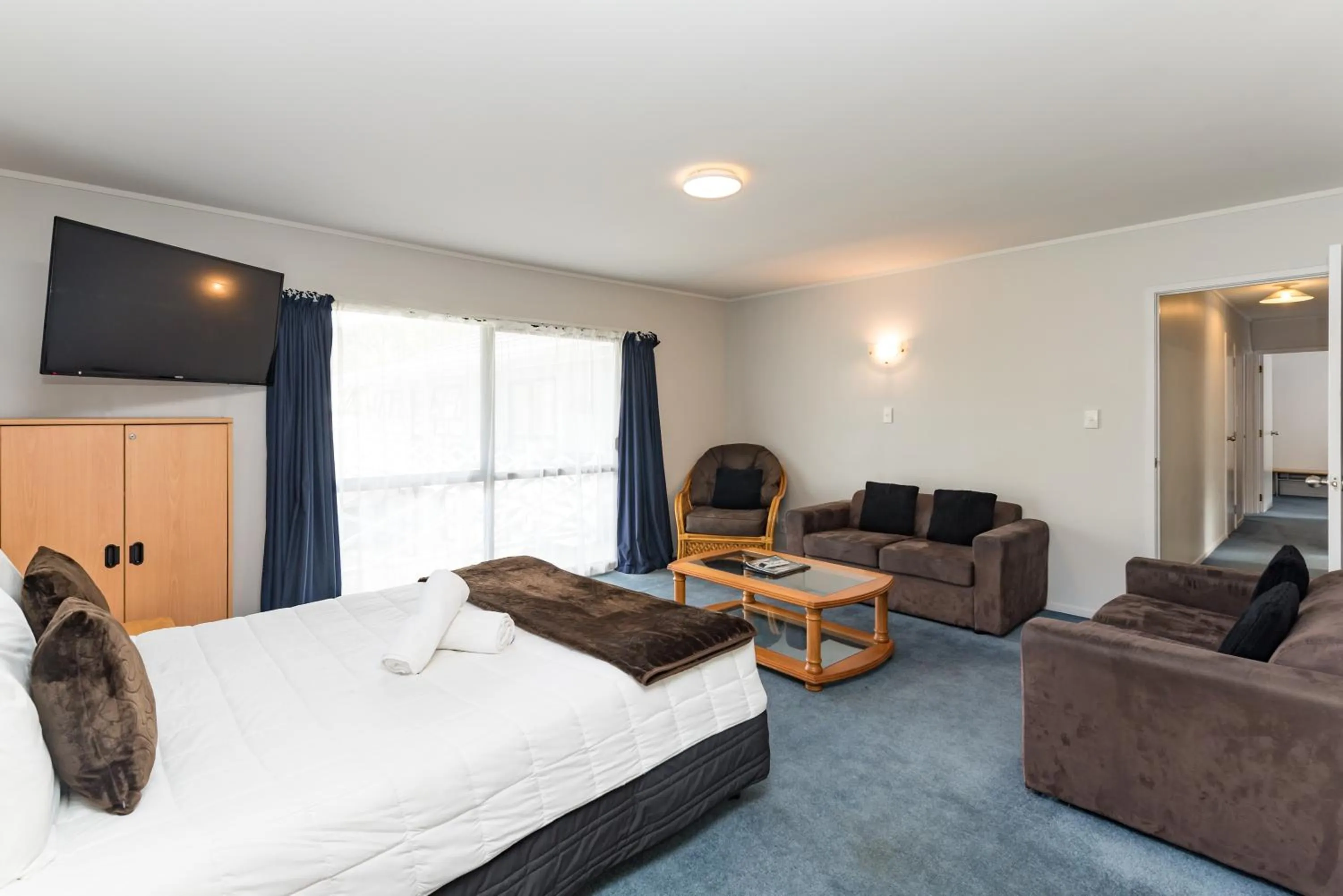 Bed in Dolphin Motel