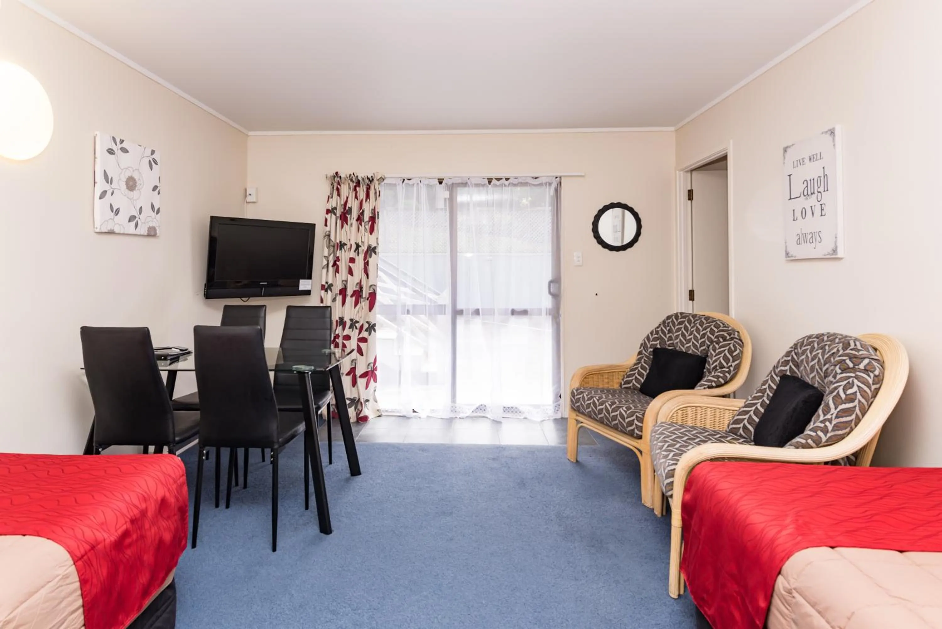 Living room in Dolphin Motel