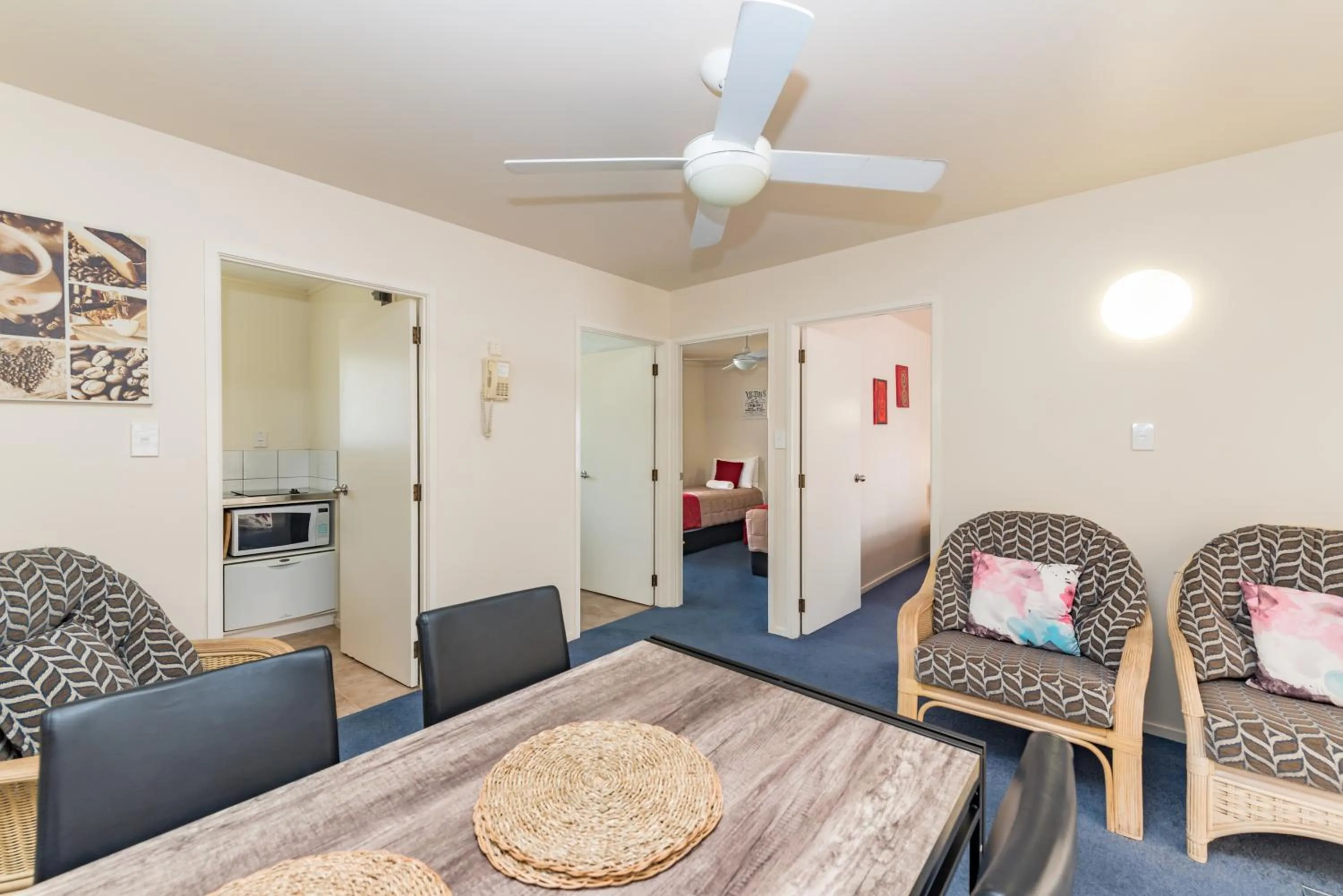 Living room in Dolphin Motel