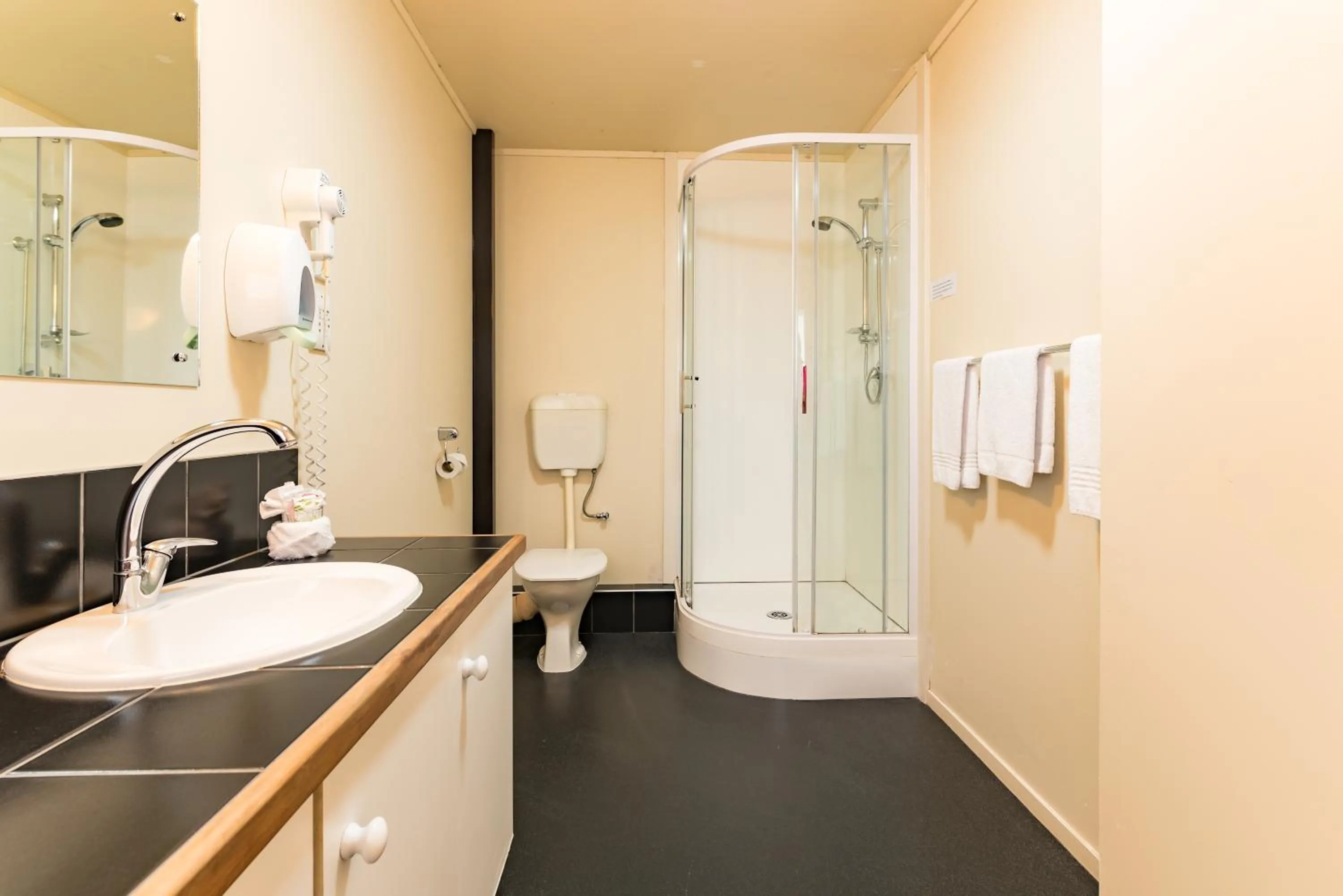 Shower in Dolphin Motel