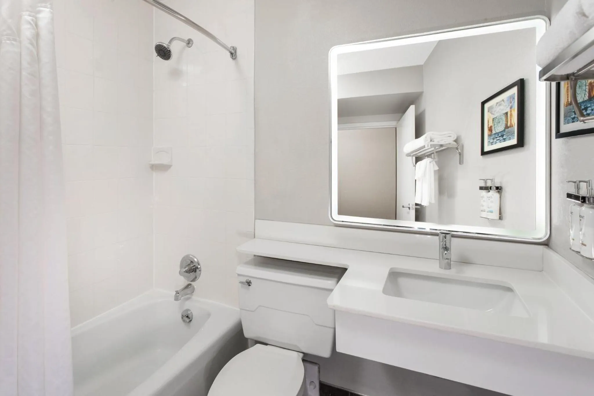 Bathroom in Holiday Inn Chicago/Oak Brook by IHG