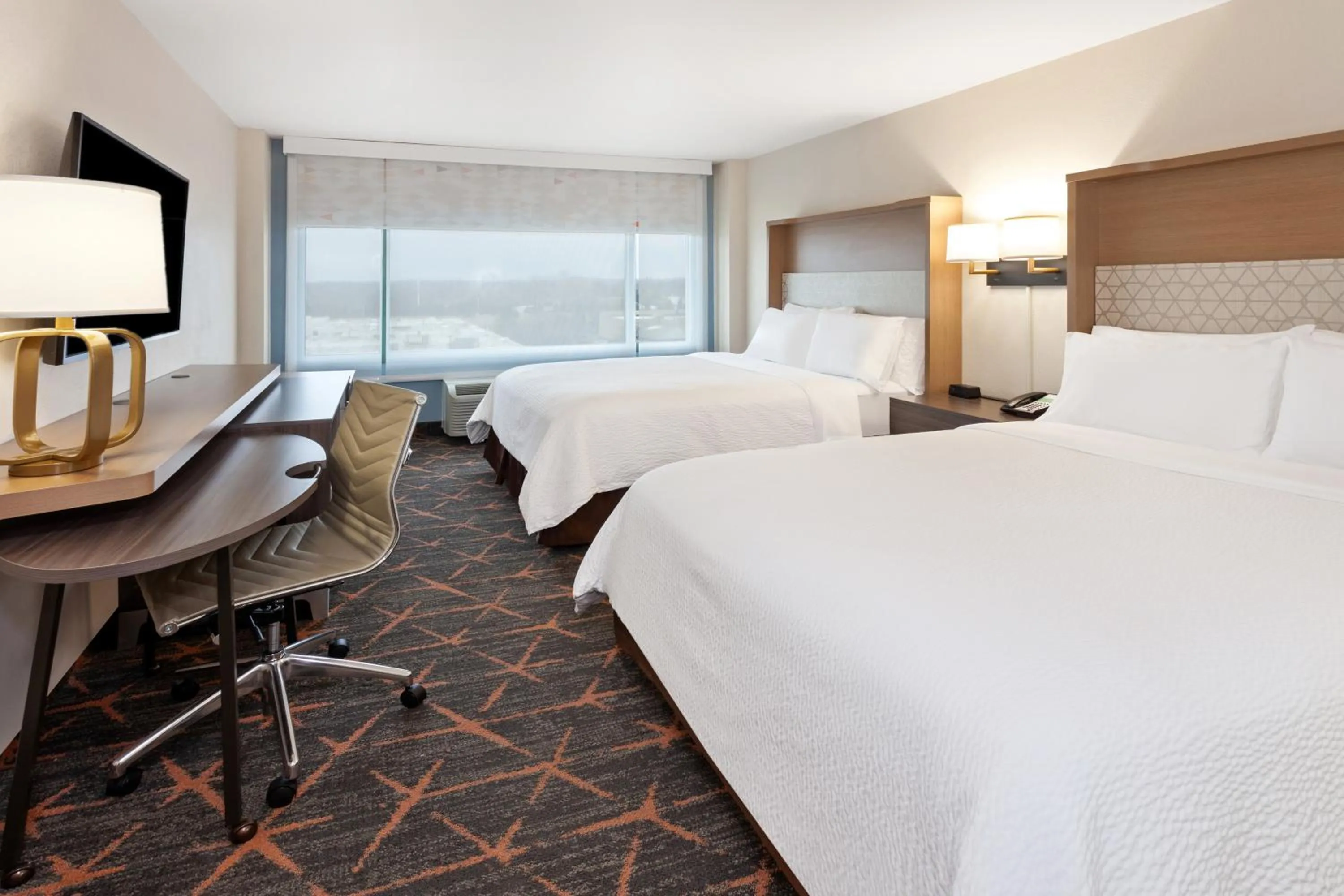 TV and multimedia, Bed in Holiday Inn Chicago/Oak Brook by IHG