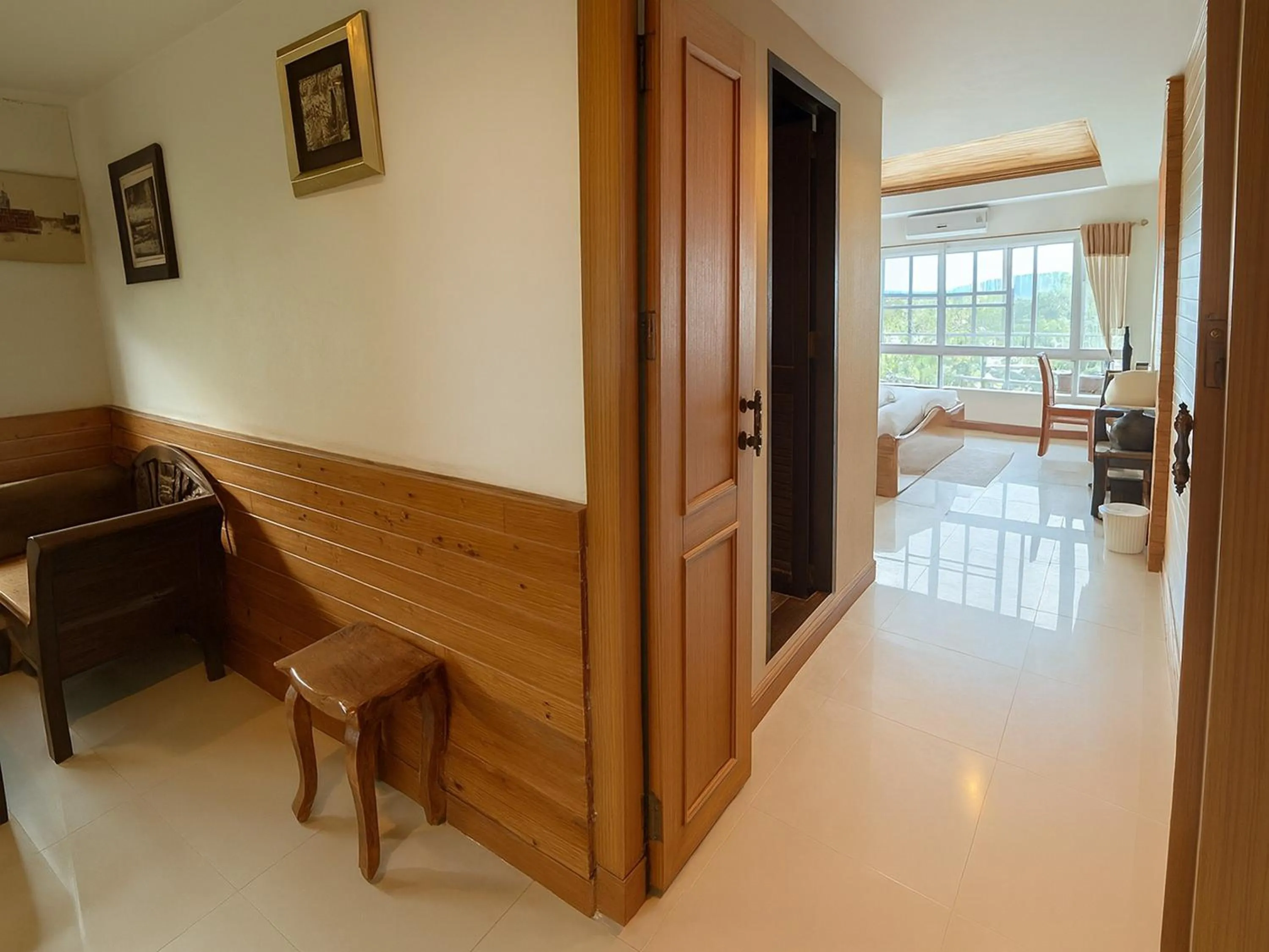 Seating area in Maekhong Delta Boutique Hotel