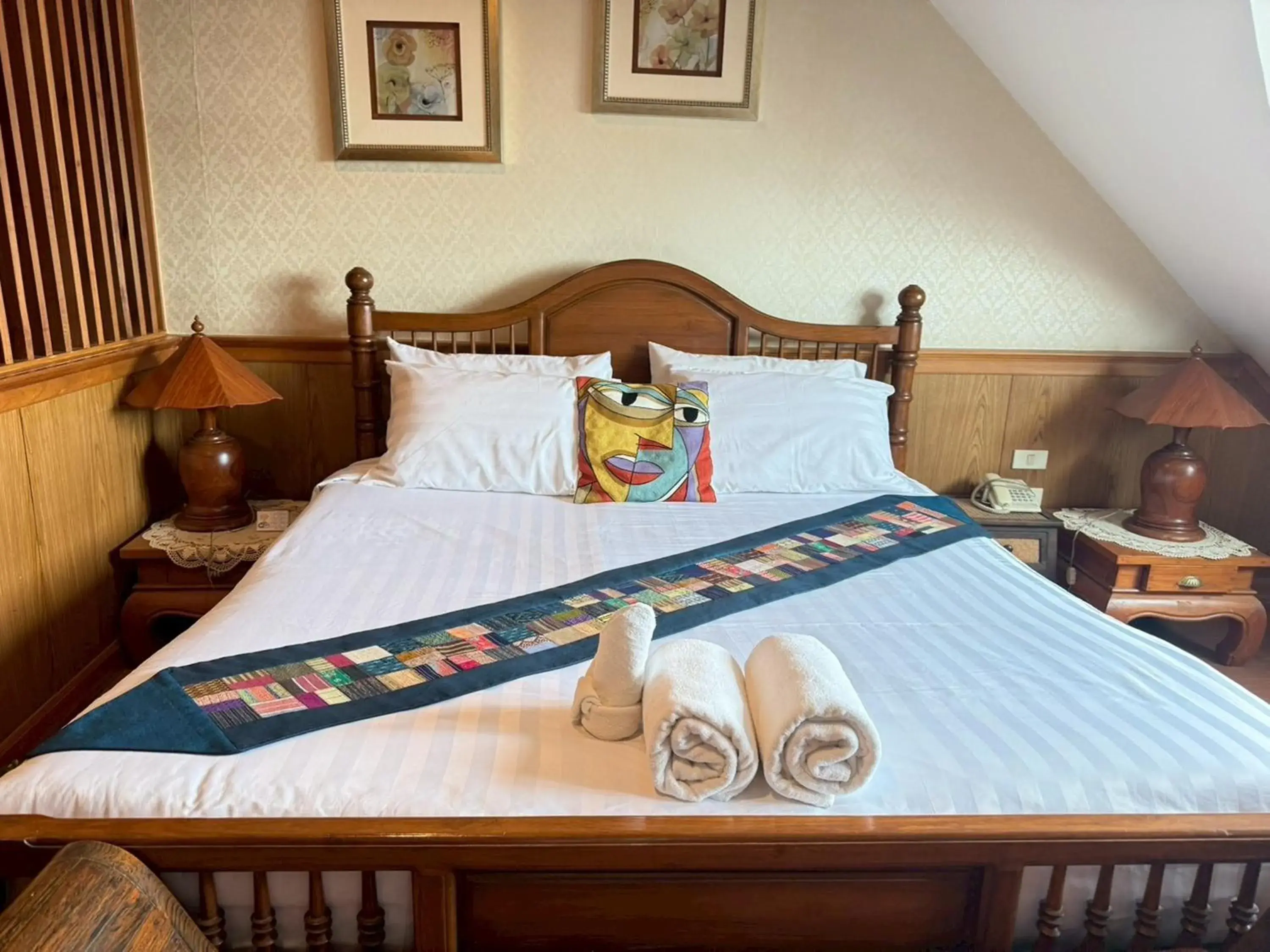 Suite with Hot Tub in Maekhong Delta Boutique Hotel Suite with Hot Tub in Maekhong Delta Boutique Hotel