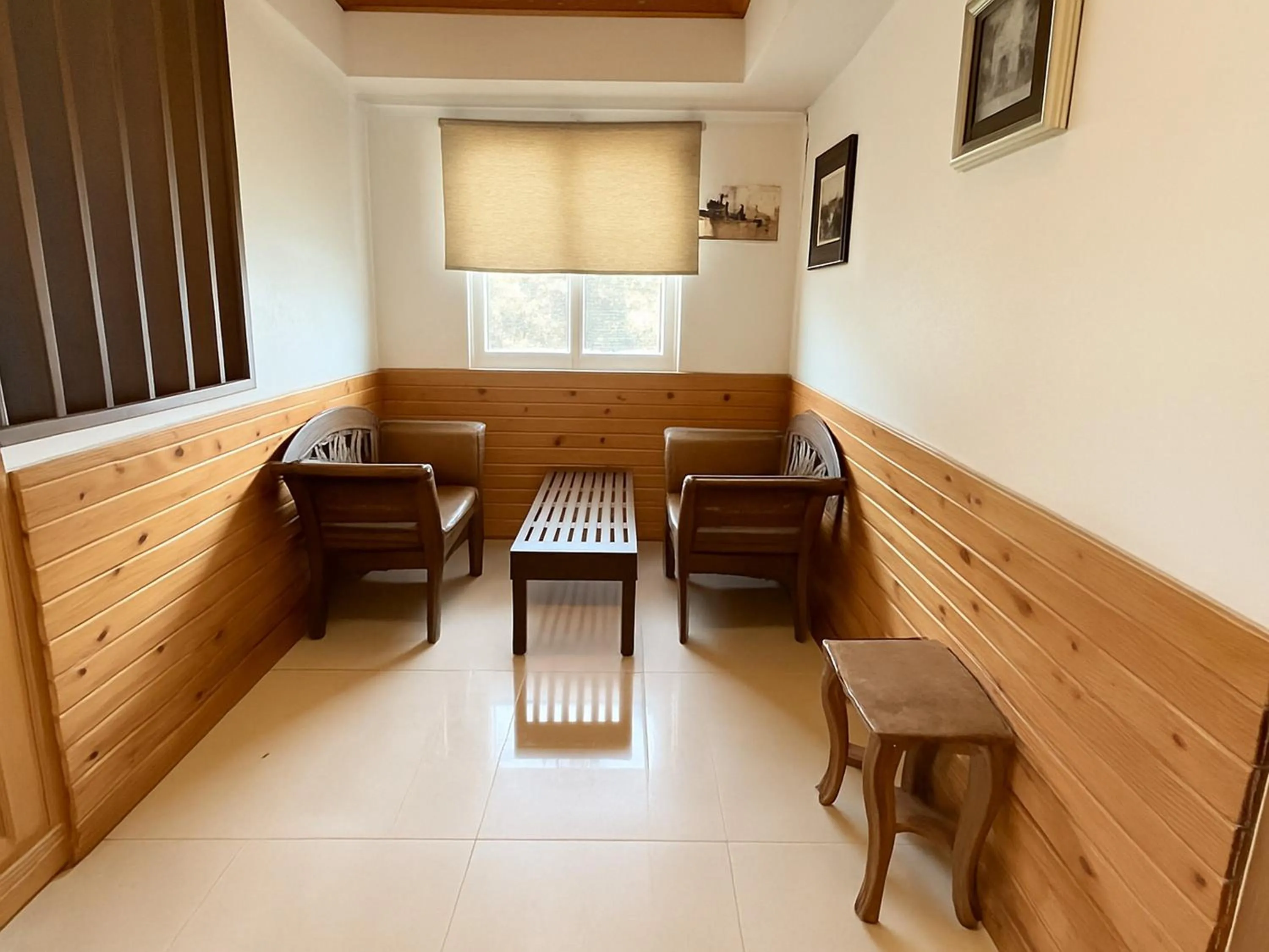 Seating area in Maekhong Delta Boutique Hotel