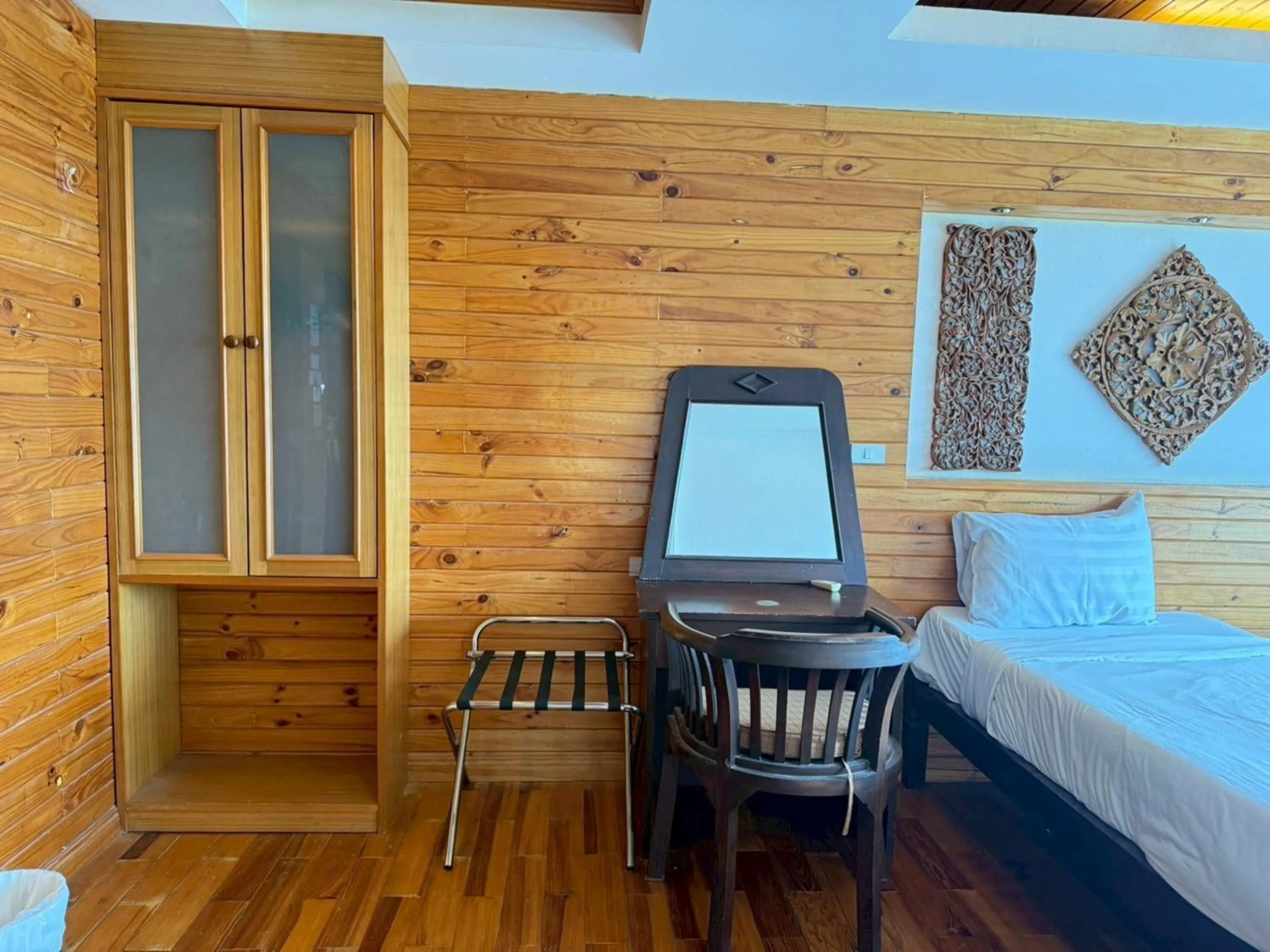 Photo of the whole room, Bed in Maekhong Delta Boutique Hotel