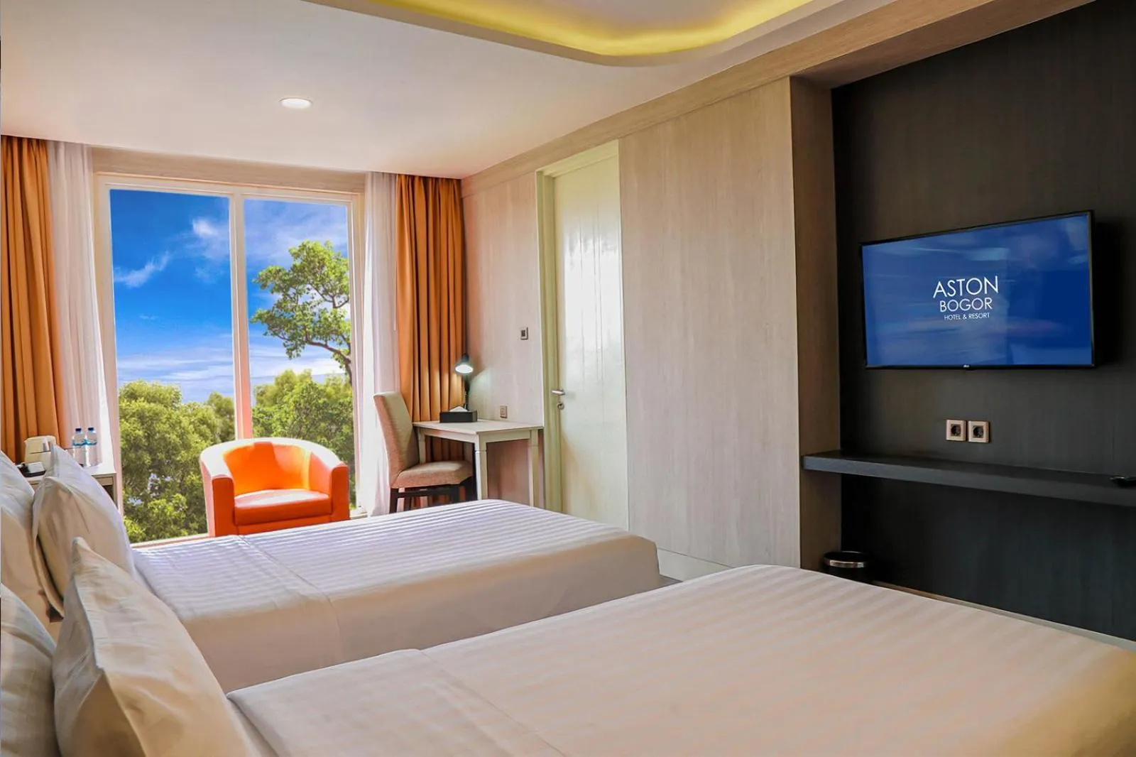 Bed in Aston Bogor Hotel and Resort