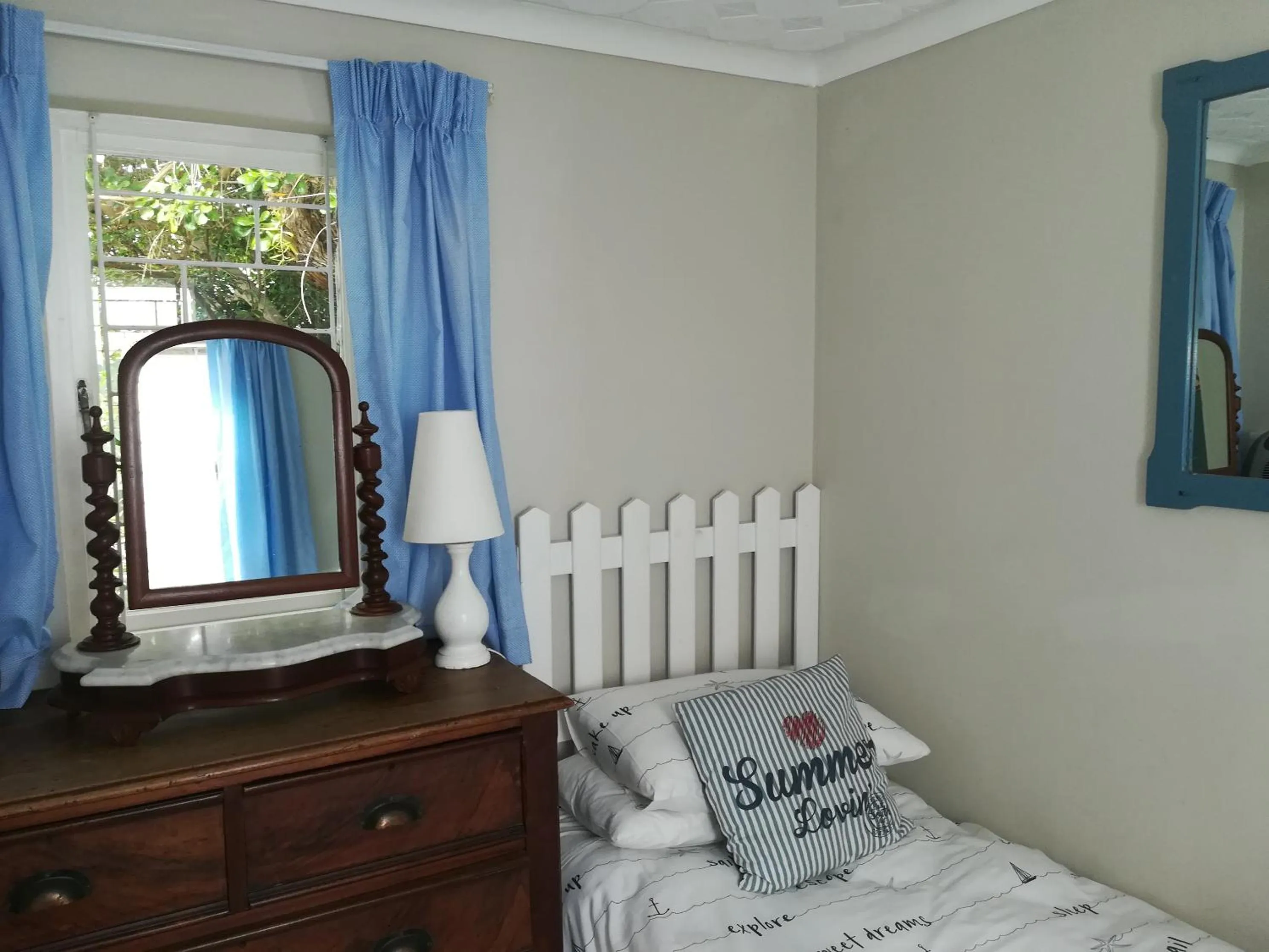 Bed in Eastbury Cottage