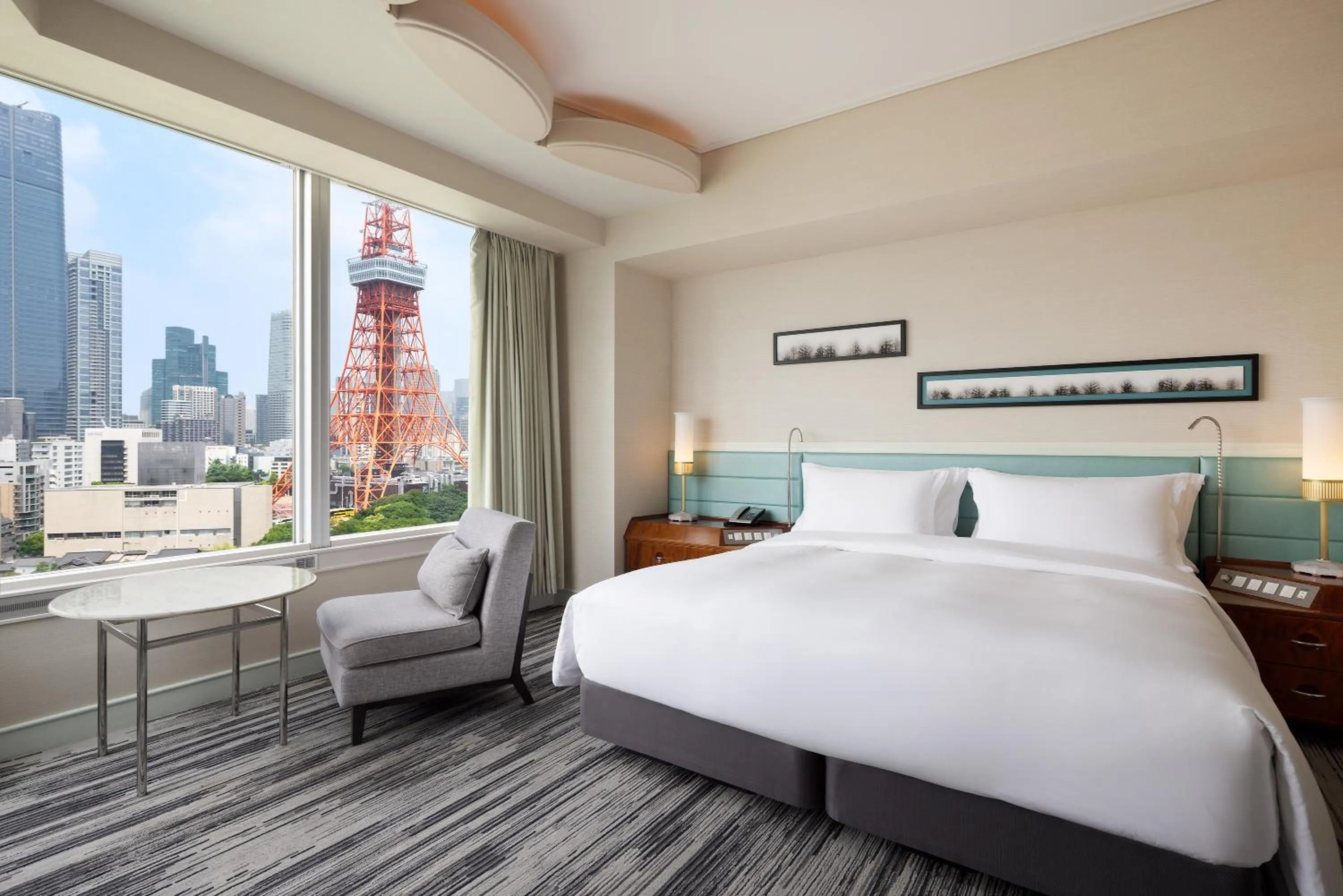 Bed in The Prince Park Tower Tokyo - Preferred Hotels & Resorts, LVX Collection