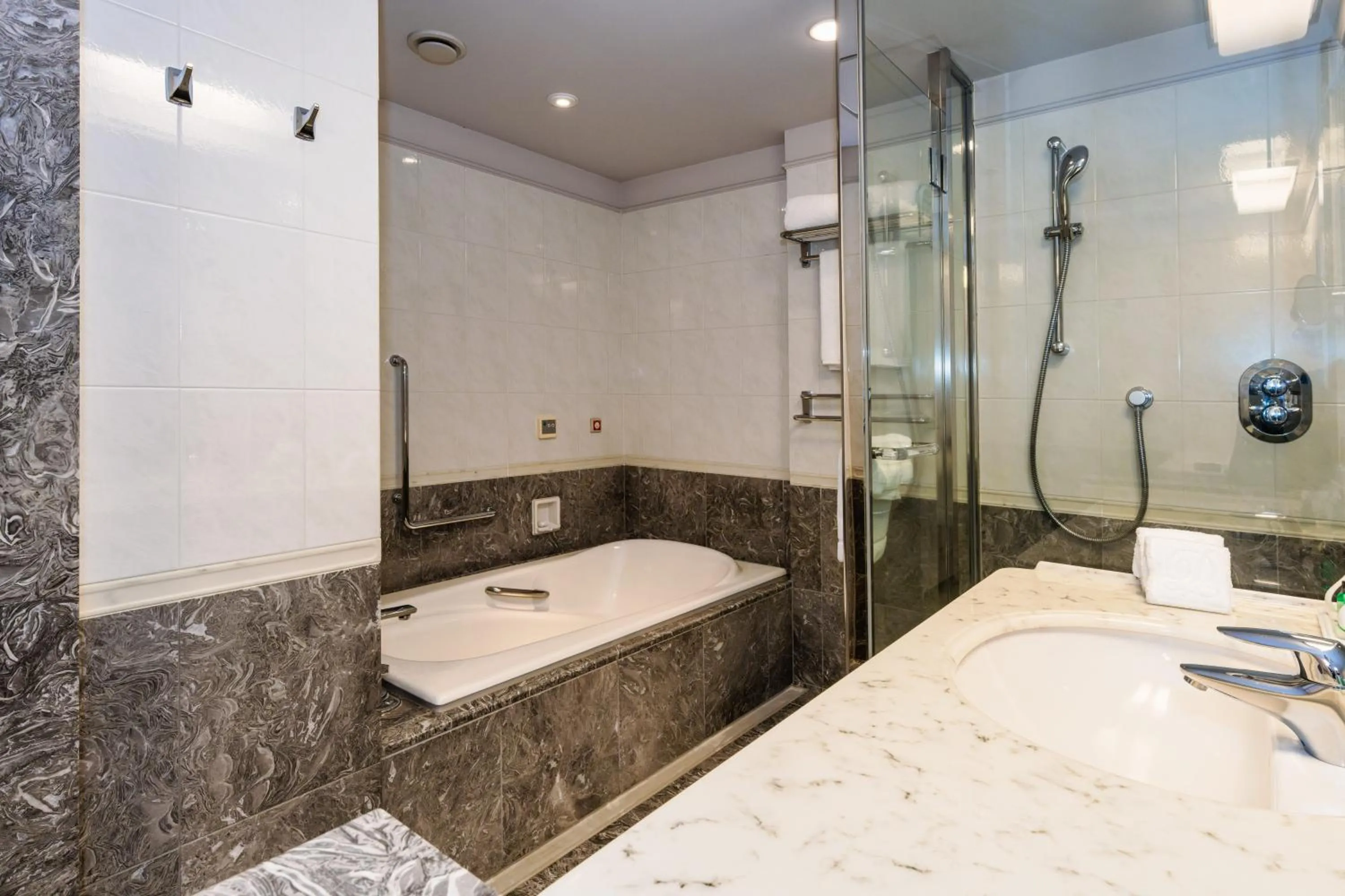 Bathroom in The Prince Park Tower Tokyo - Preferred Hotels & Resorts, LVX Collection